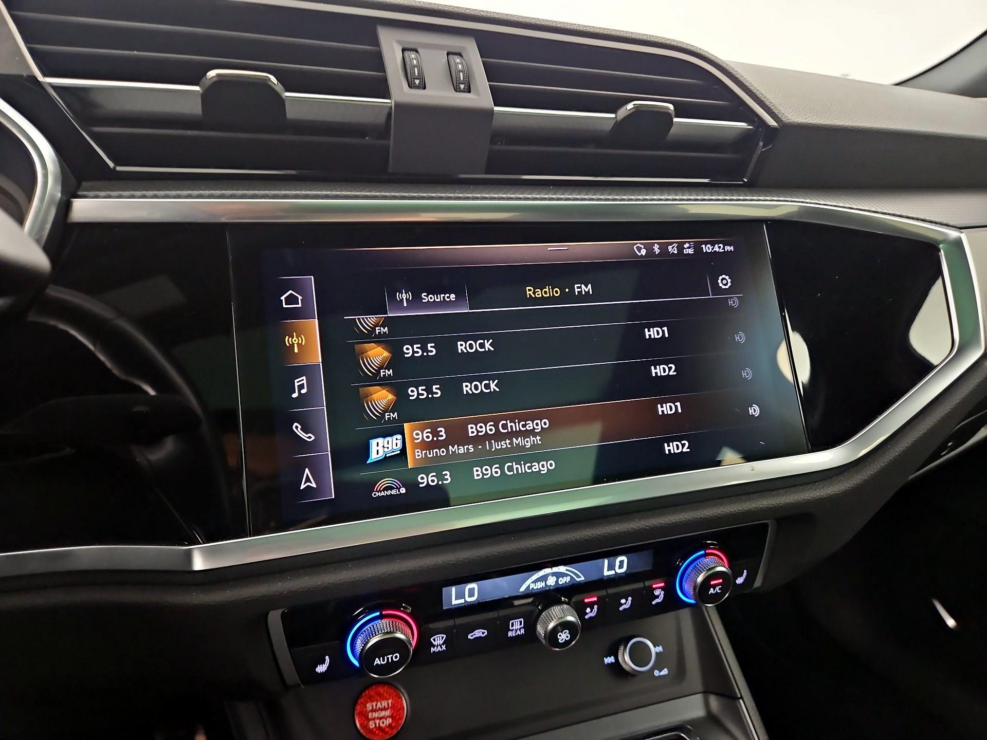 Thumbnail: 2021 Audi Q3 - 14