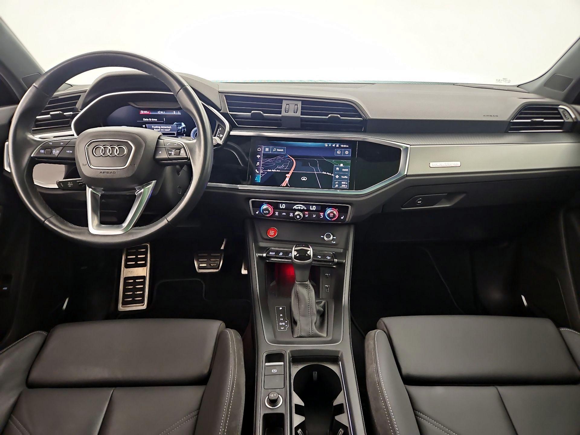 Thumbnail: 2021 Audi Q3 - 8