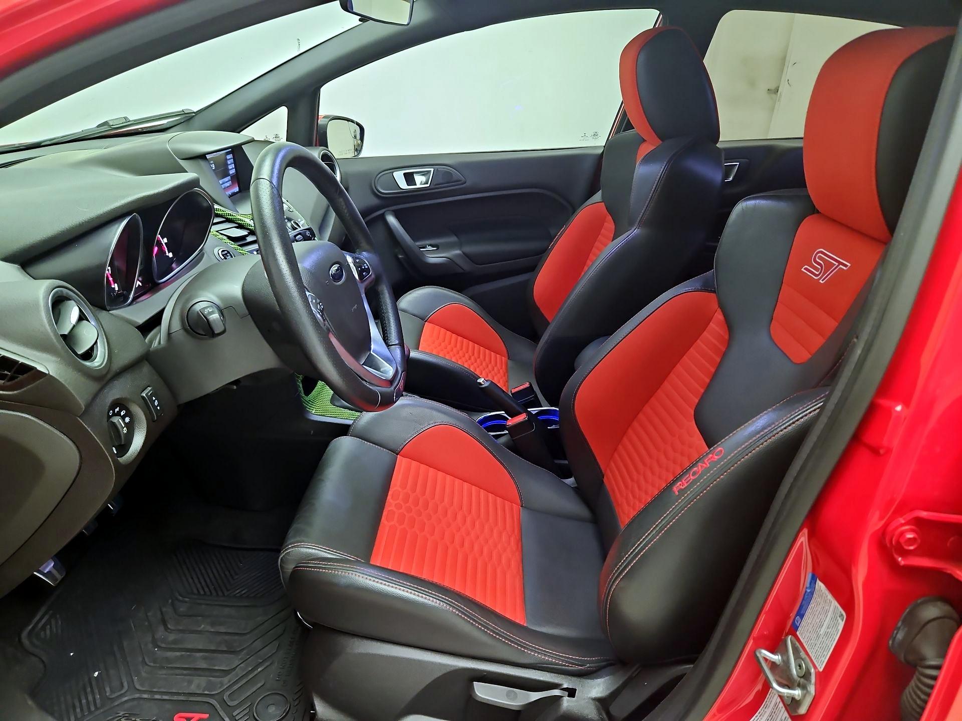Thumbnail: 2014 Ford Fiesta - 11