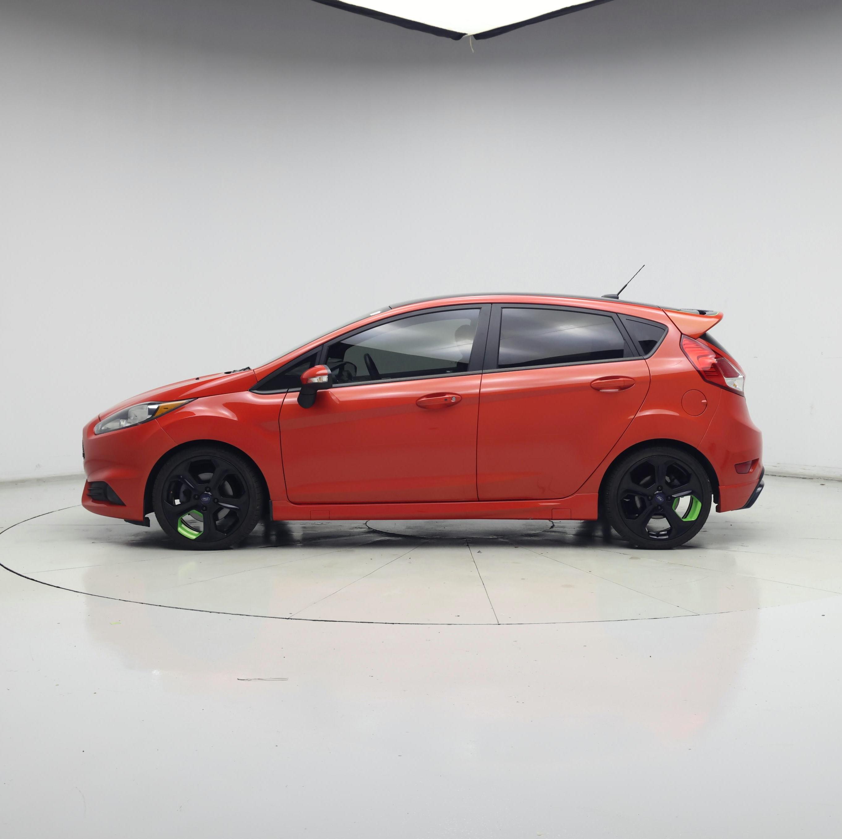 Thumbnail: 2014 Ford Fiesta - 3