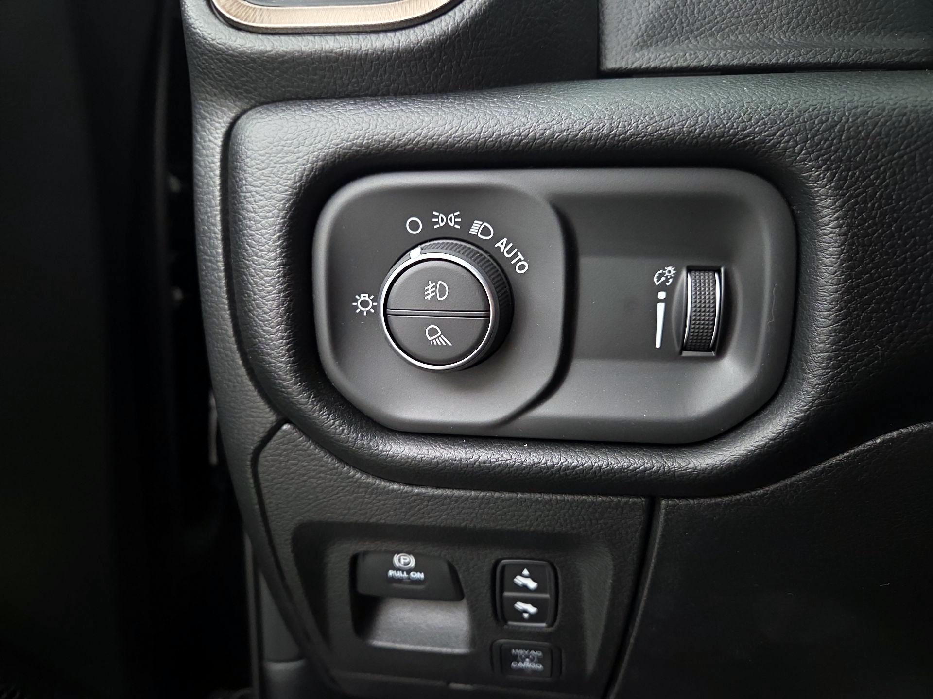 Thumbnail: 2021 RAM 1500 - 13