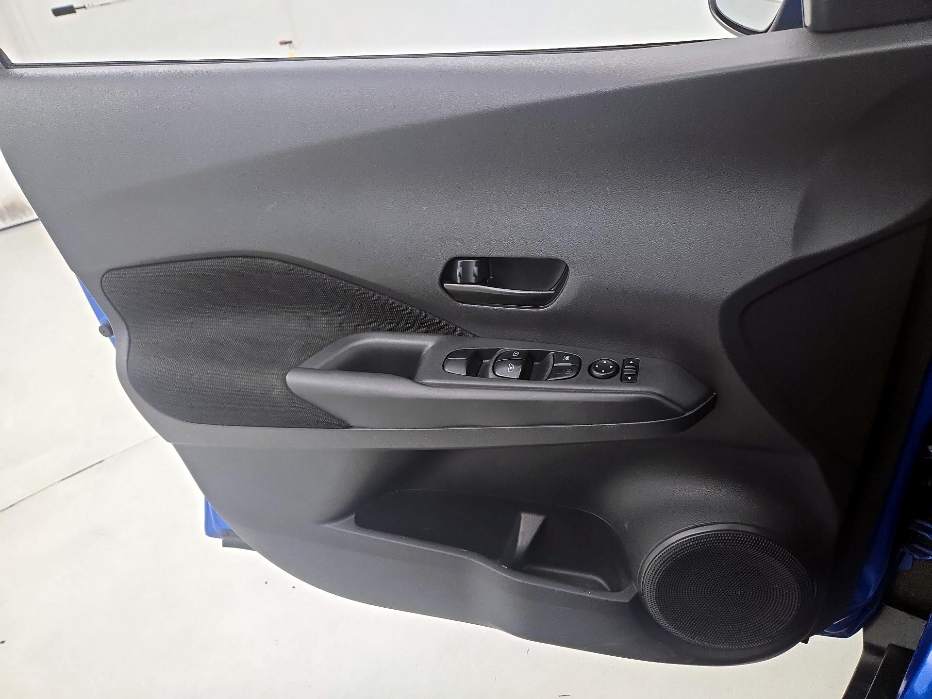 Thumbnail: 2021 Nissan Kicks - 12