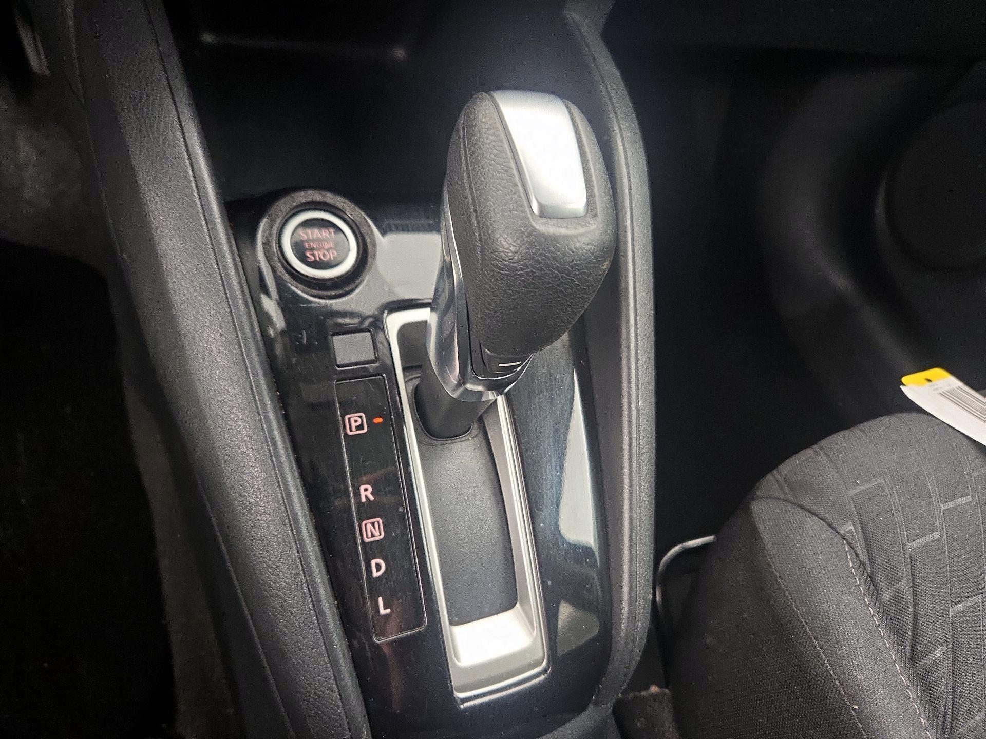 Thumbnail: 2021 Nissan Kicks - 17