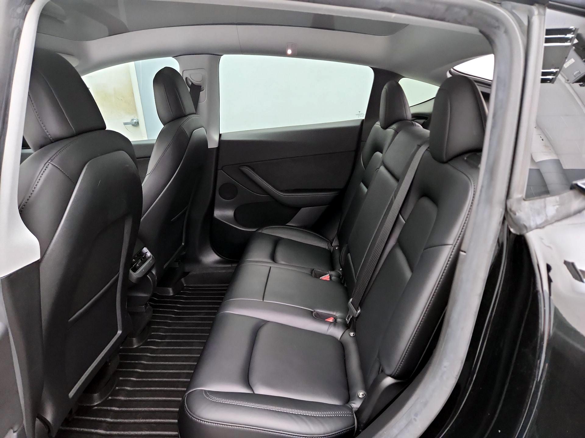 Thumbnail: 2021 Tesla Model Y - 19
