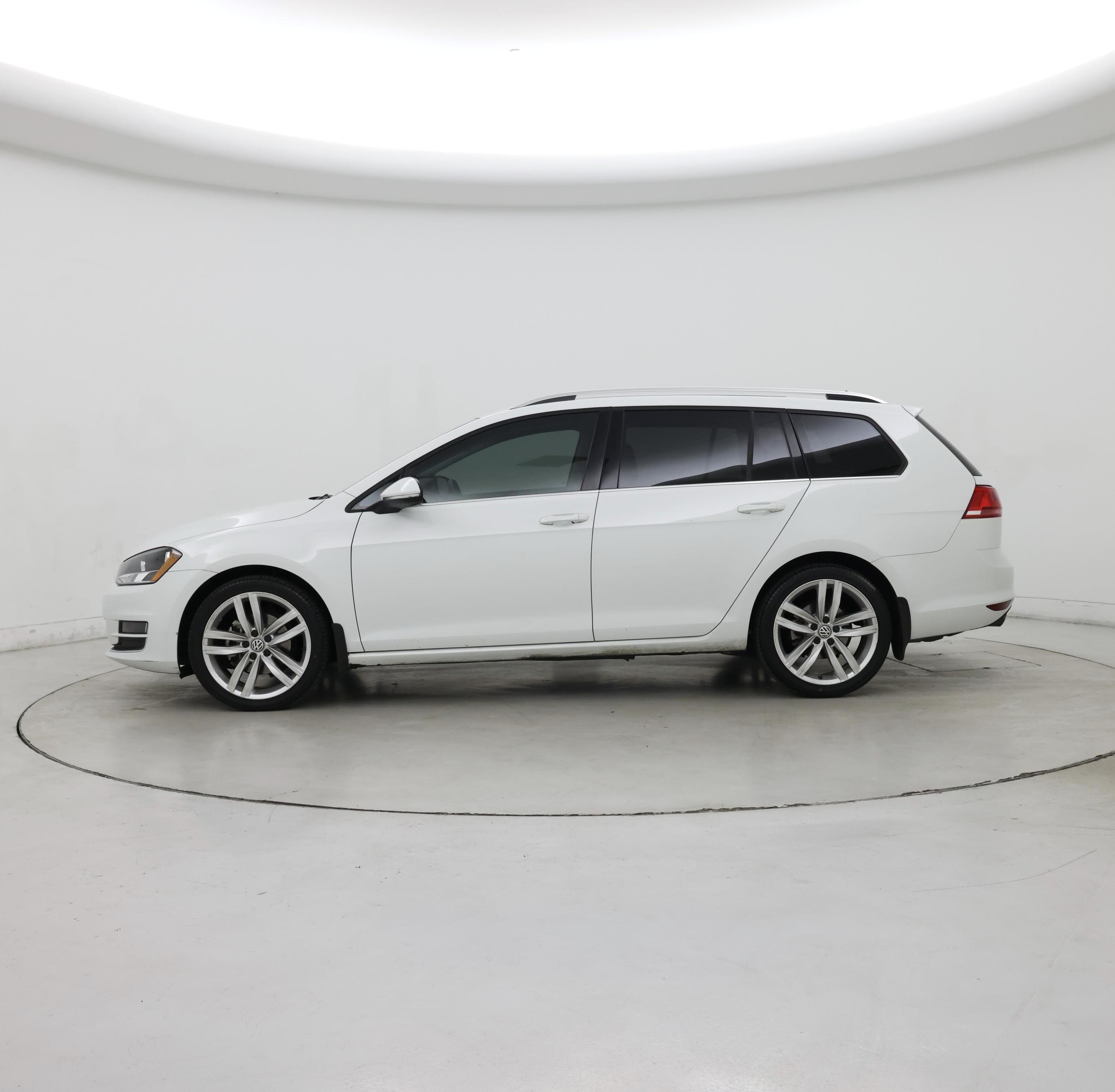 Thumbnail: 2017 Volkswagen Golf - 3