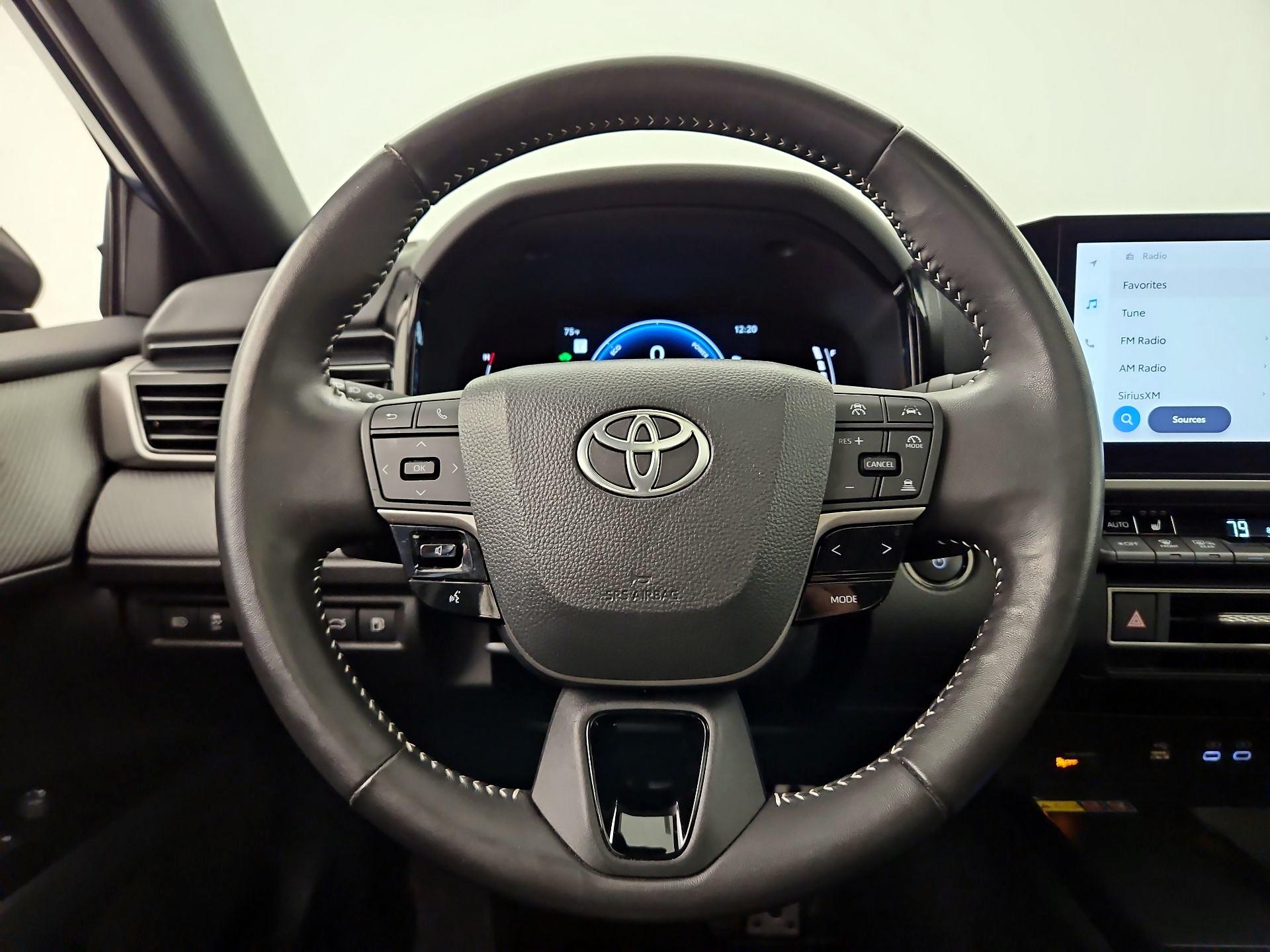 Thumbnail: 2025 Toyota Camry - 10