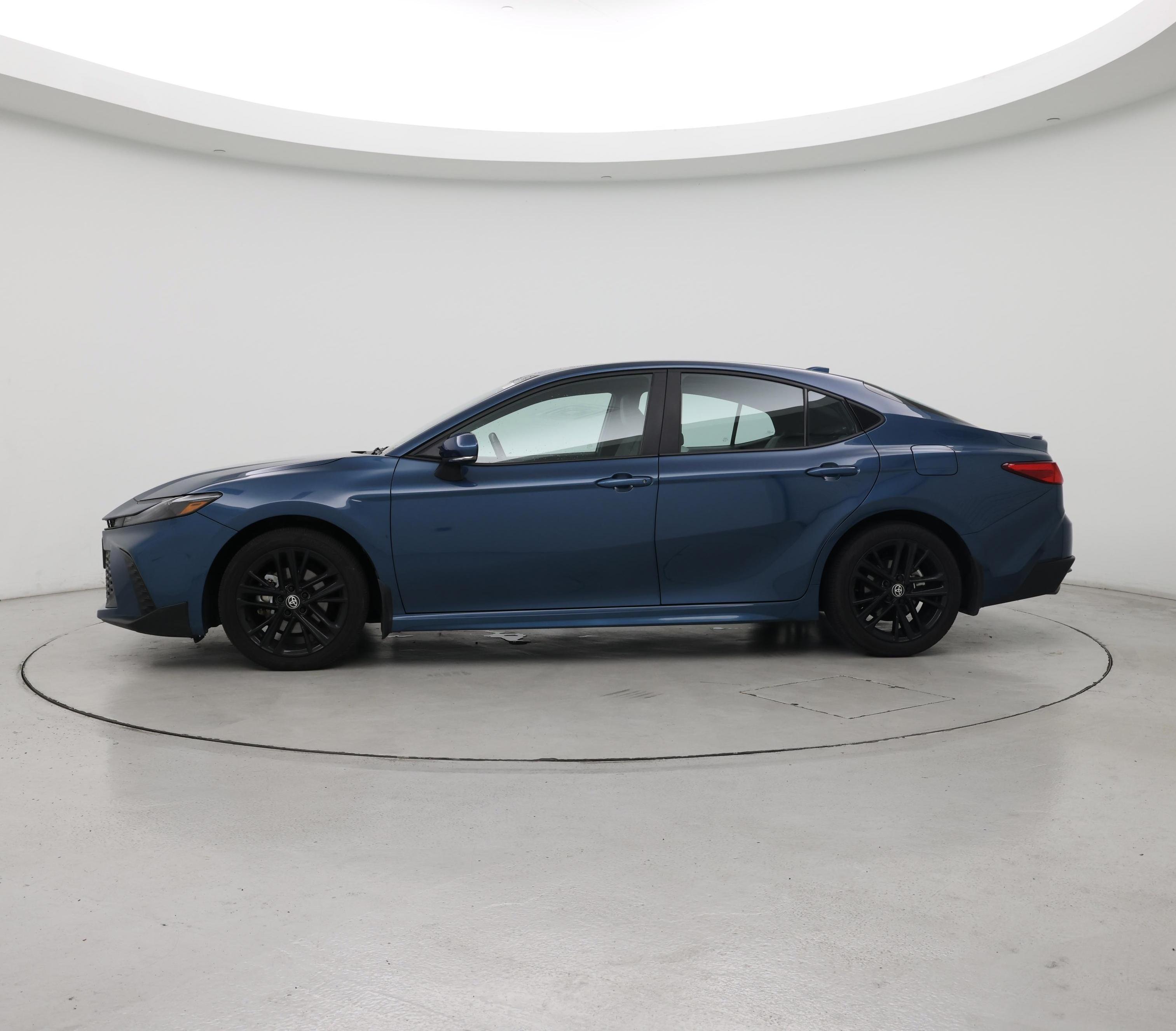 Thumbnail: 2025 Toyota Camry - 3