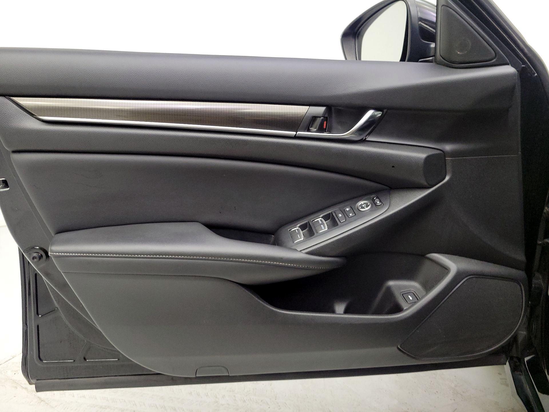 Thumbnail: 2022 Honda Accord - 12