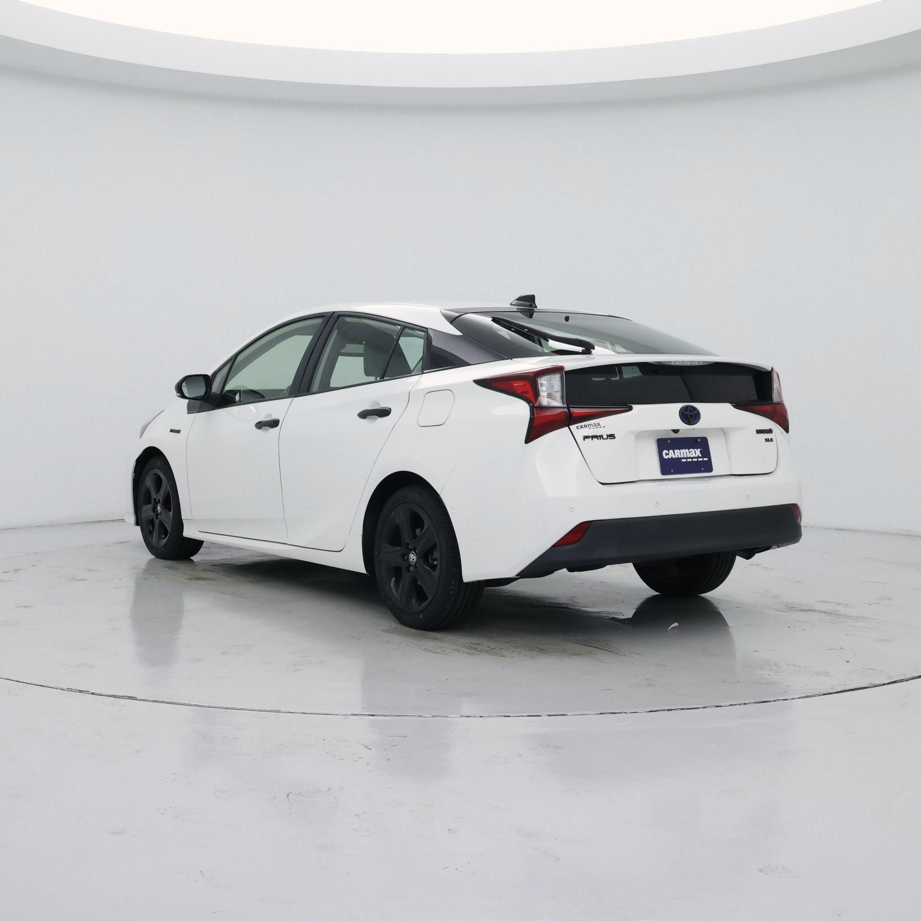 Thumbnail: 2022 Toyota Prius - 2