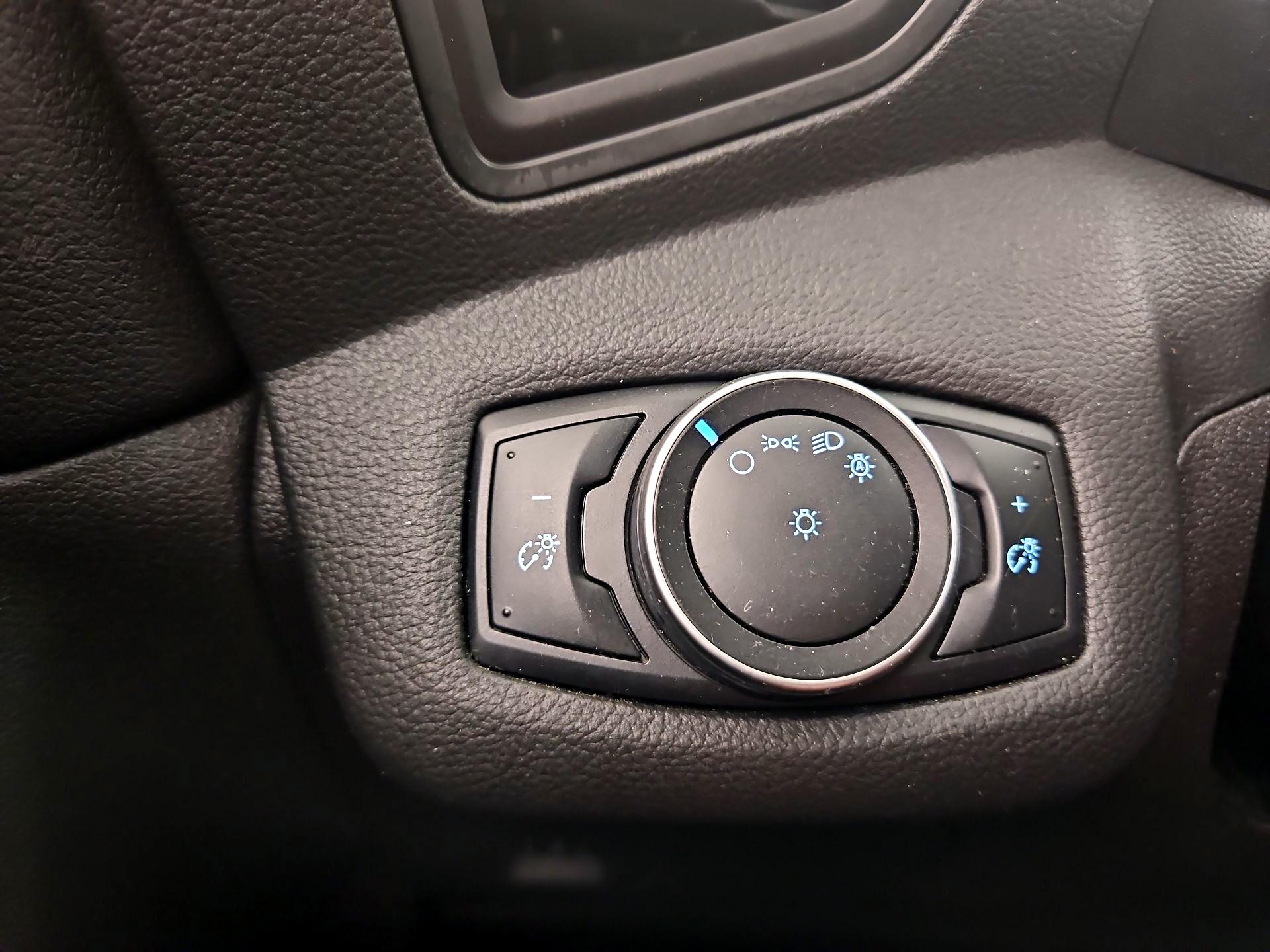Thumbnail: 2016 Ford Escape - 13