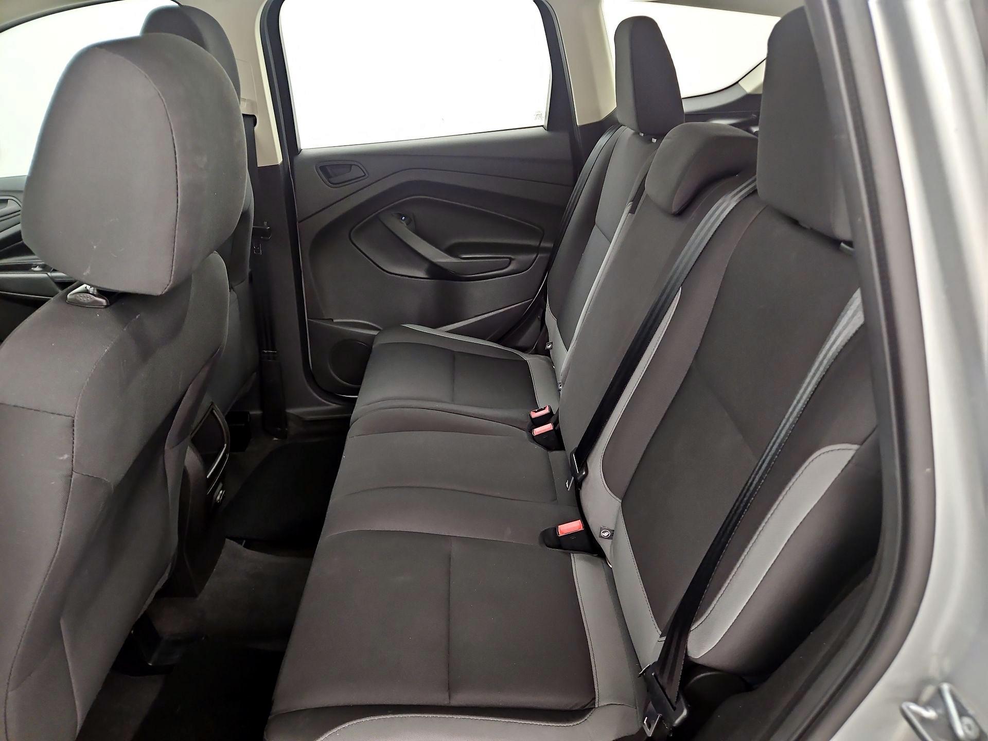 Thumbnail: 2016 Ford Escape - 17