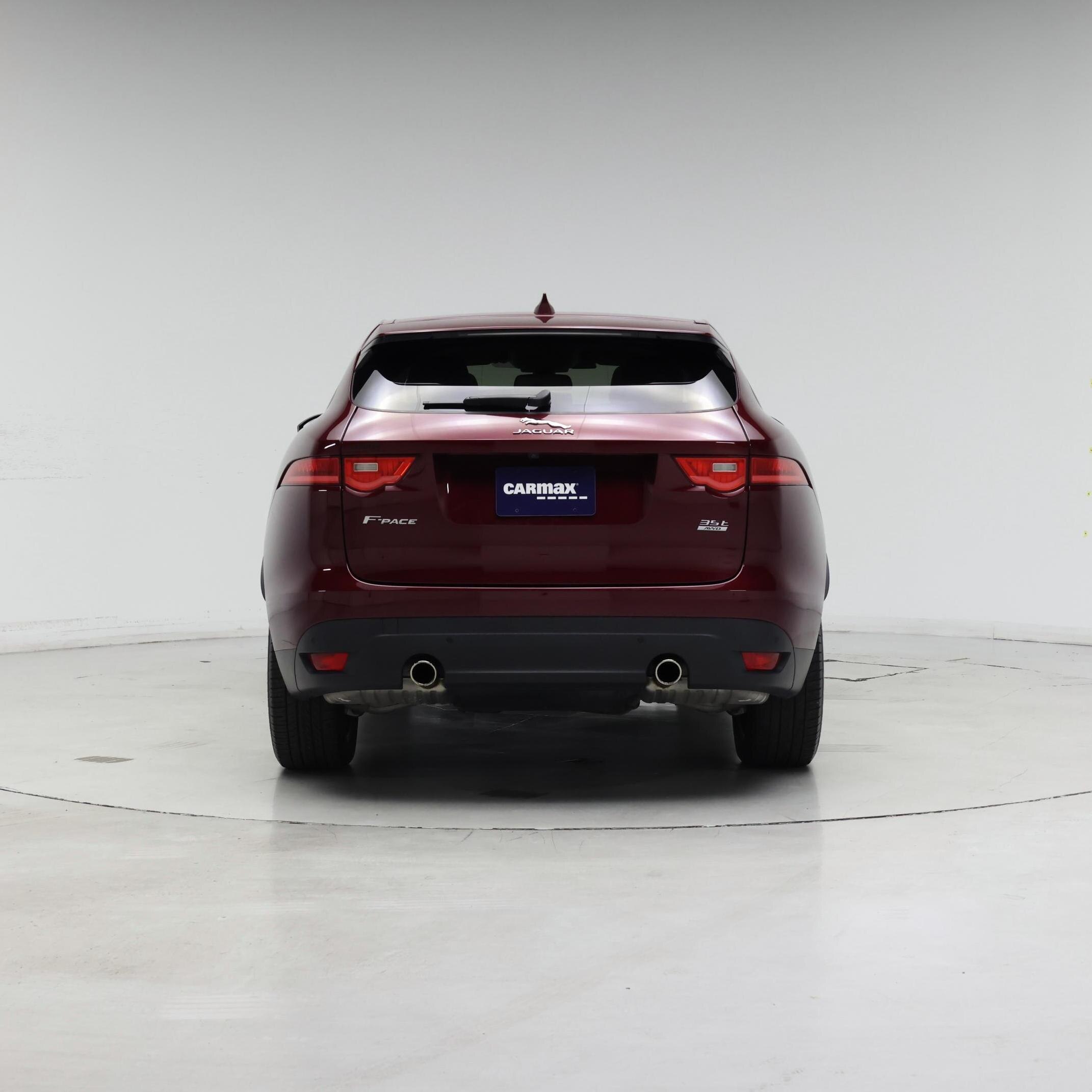 Thumbnail: 2017 Jaguar F-Pace - 6