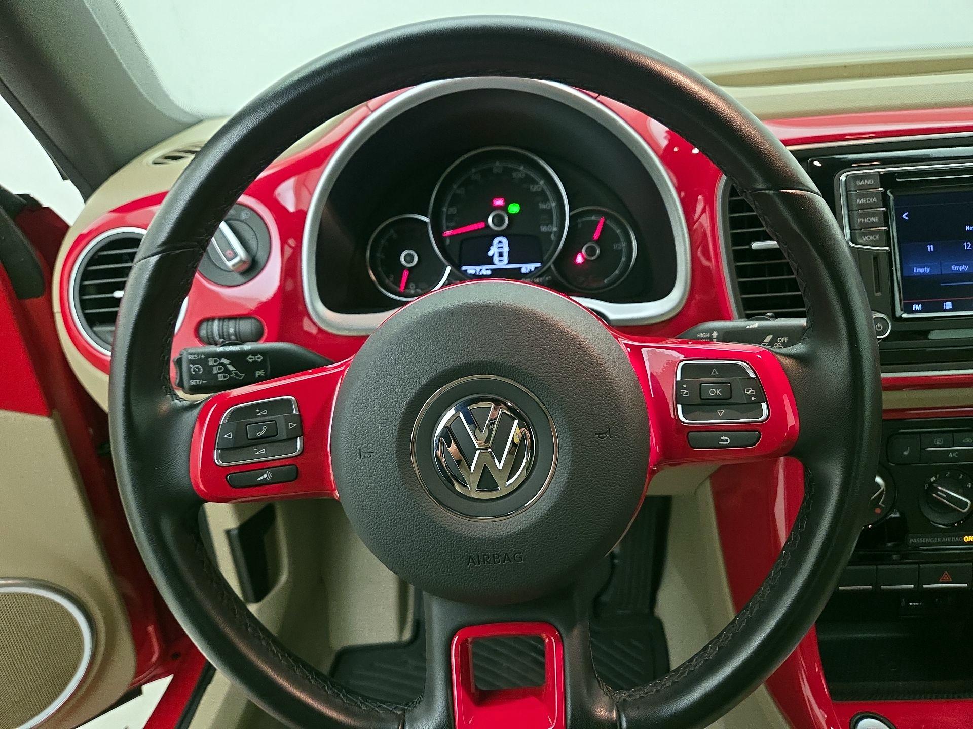 Thumbnail: 2017 Volkswagen Beetle - 10
