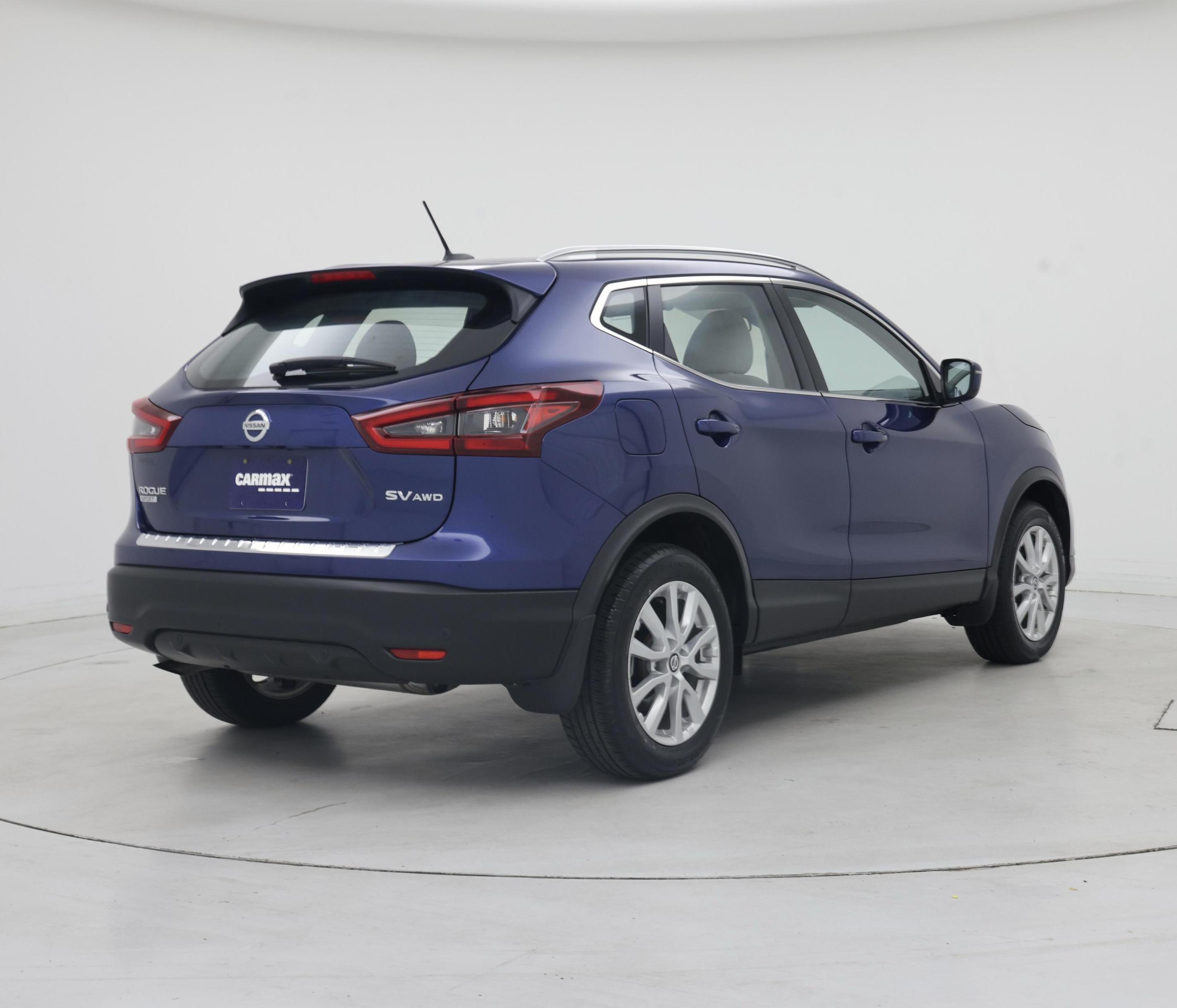 Thumbnail: 2021 Nissan Rogue Sport - 8