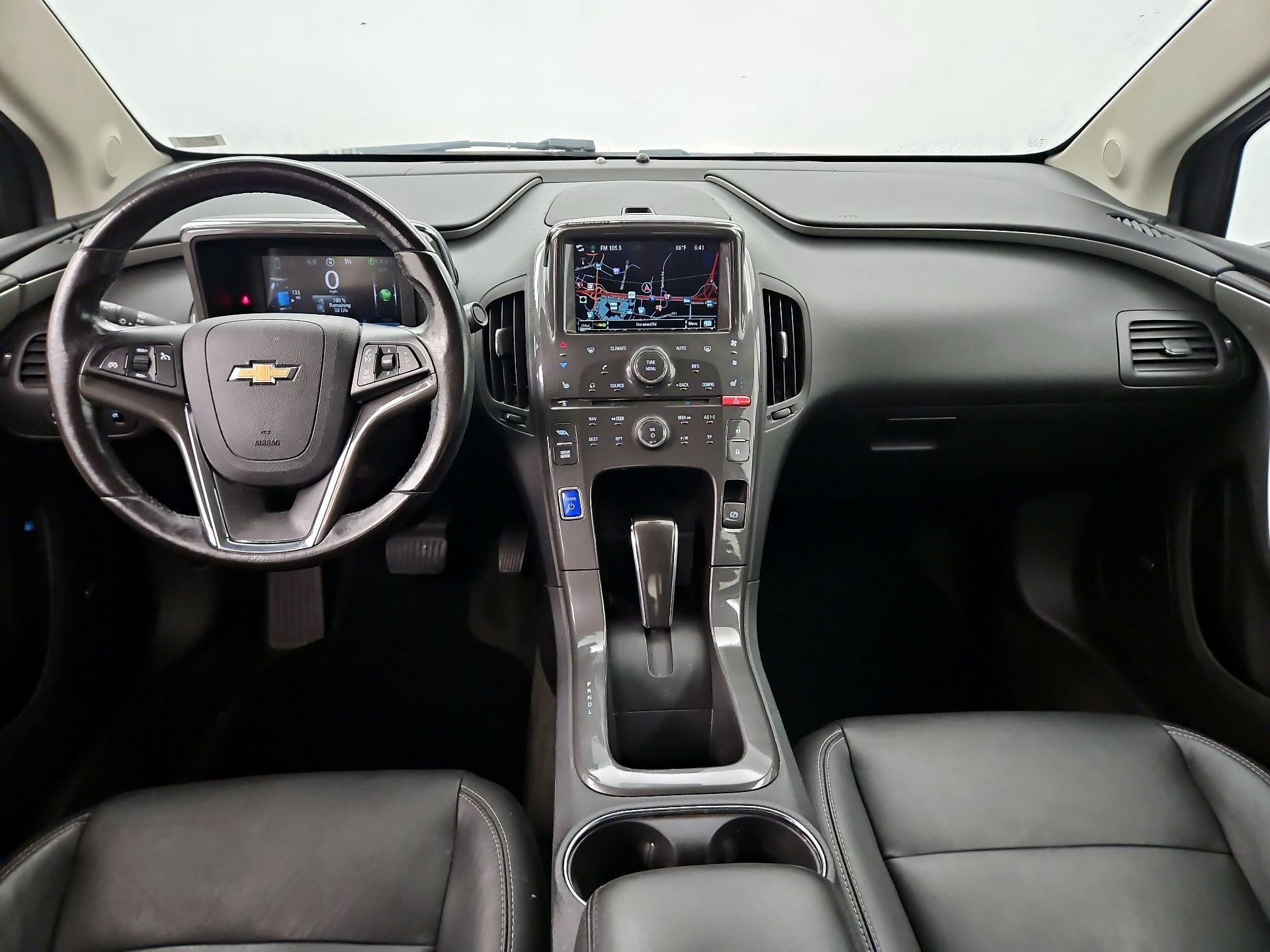 Thumbnail: 2015 Chevrolet Volt - 9