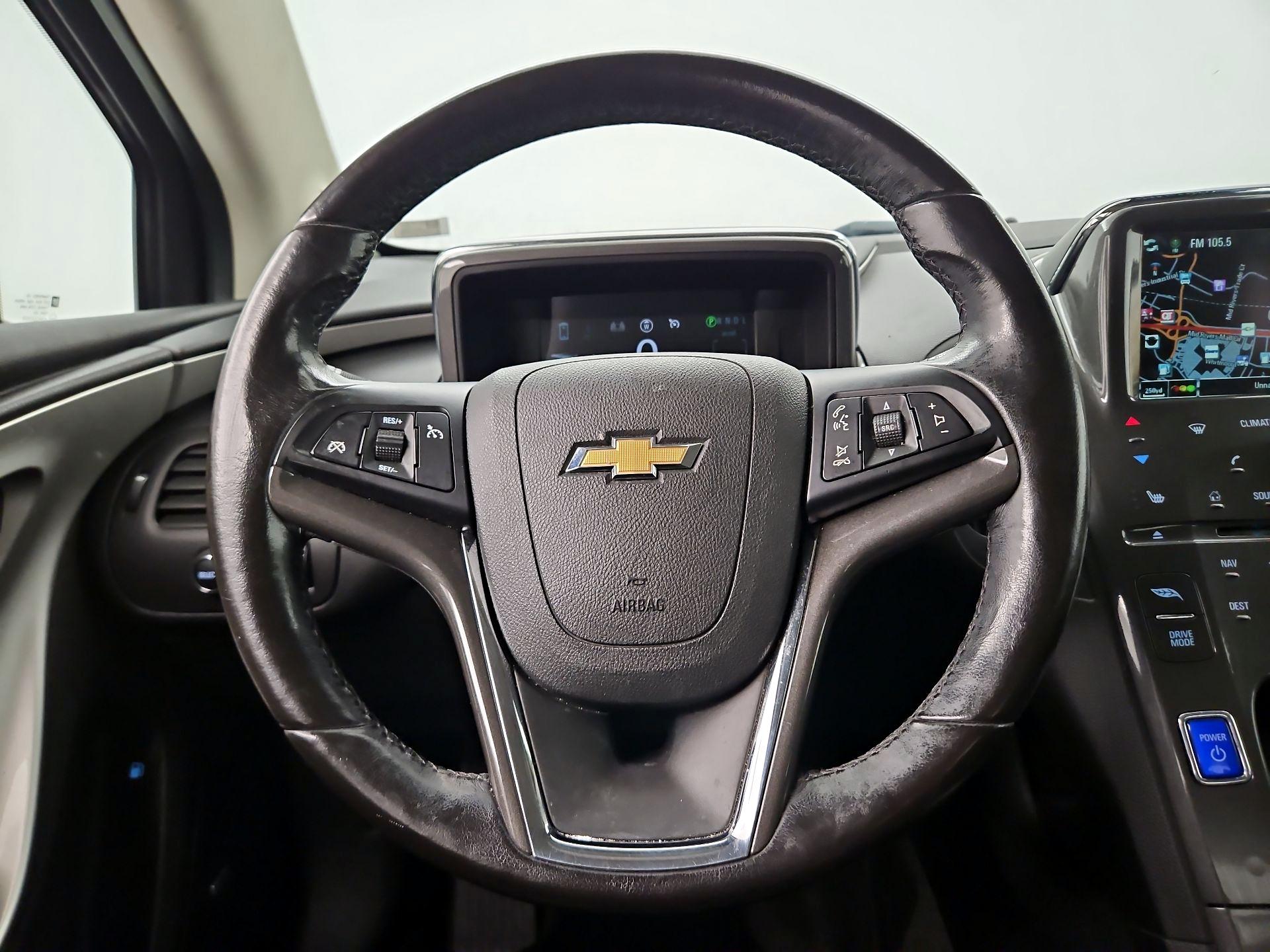 Thumbnail: 2015 Chevrolet Volt - 10