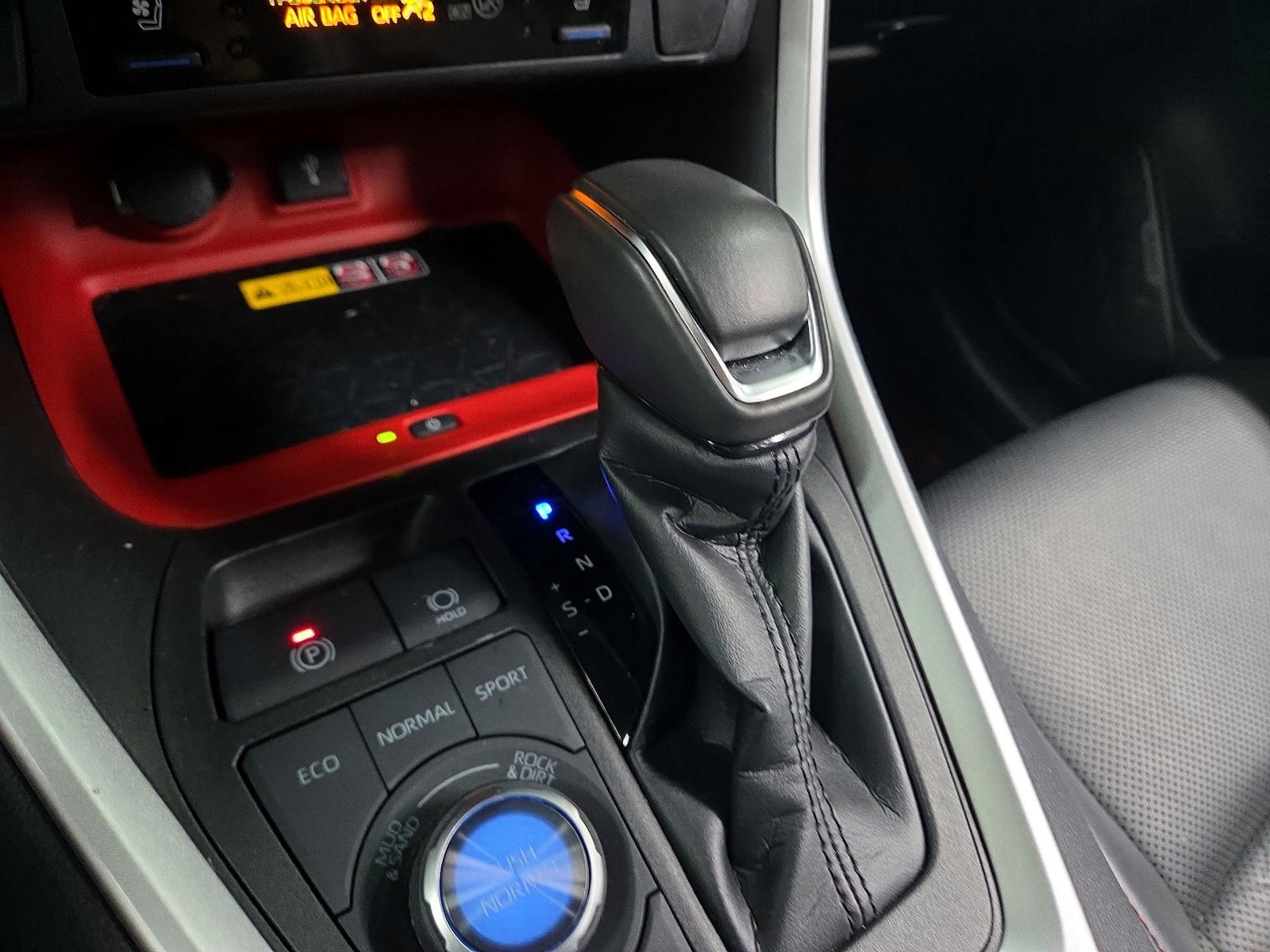 2022 Toyota RAV4 TRD Off-Road - Photo 16