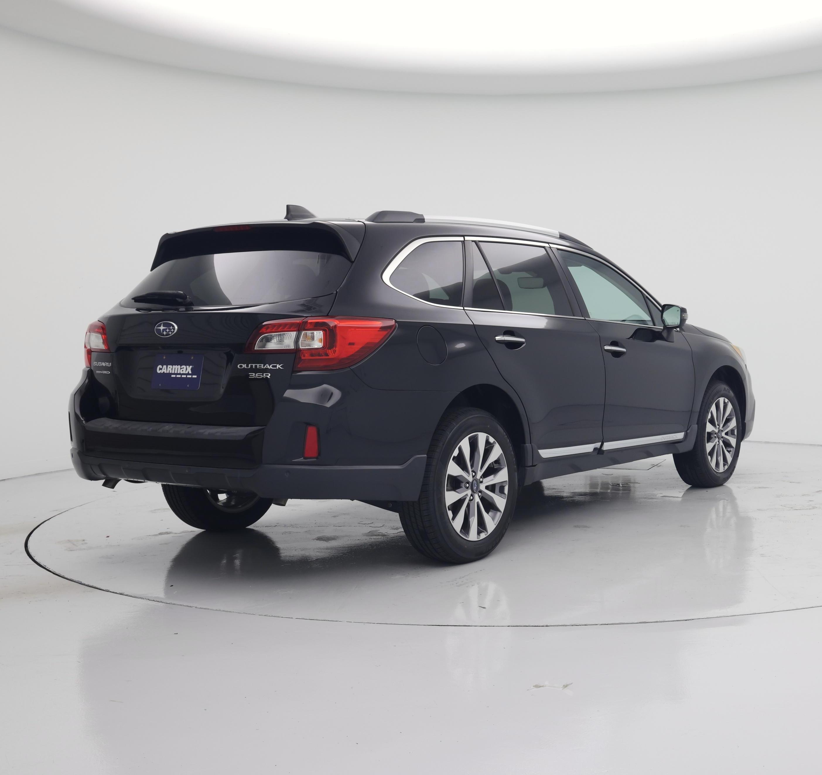 Thumbnail: 2017 Subaru Outback - 8