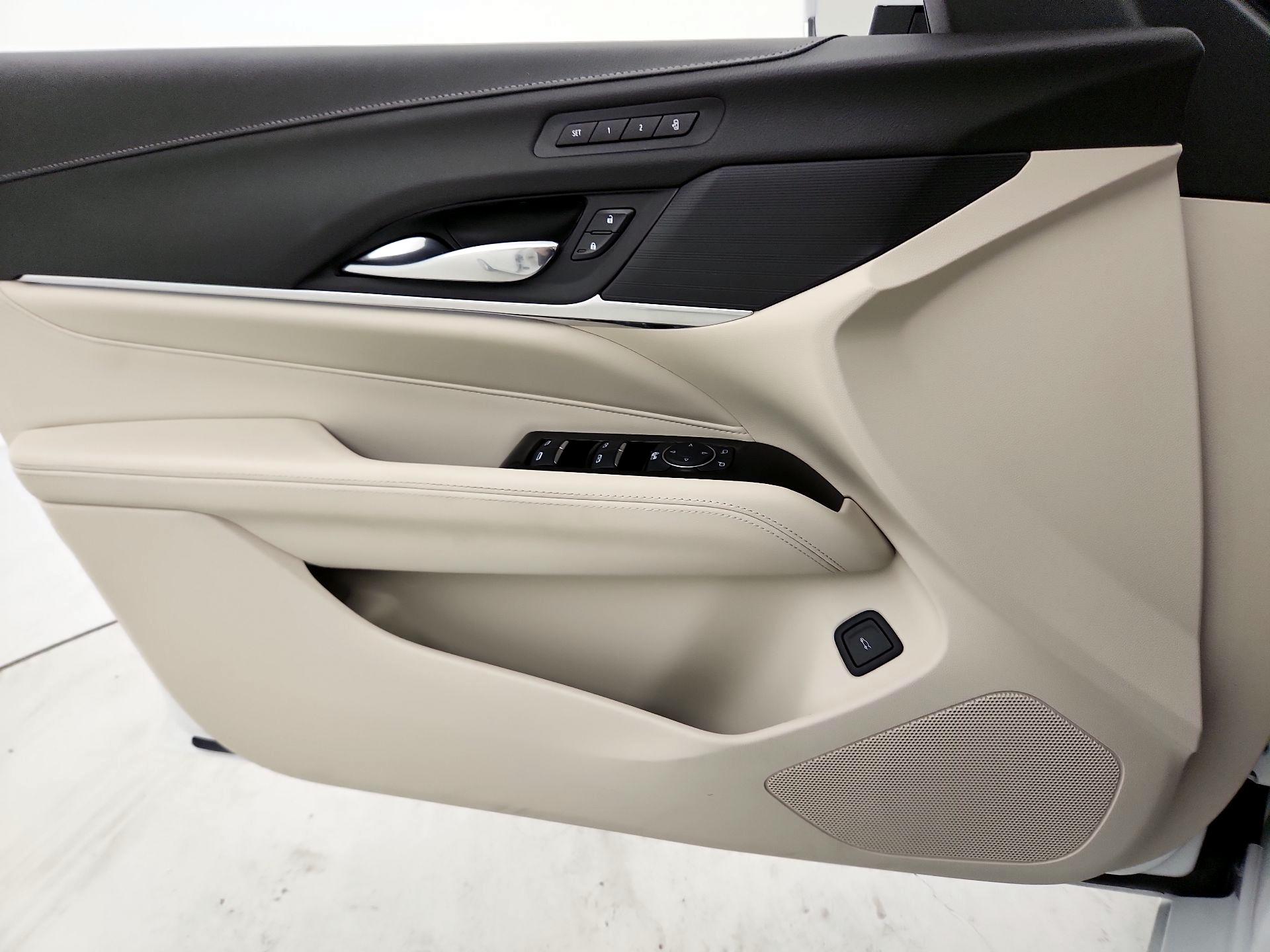 Thumbnail: 2025 Cadillac CT4 - 12