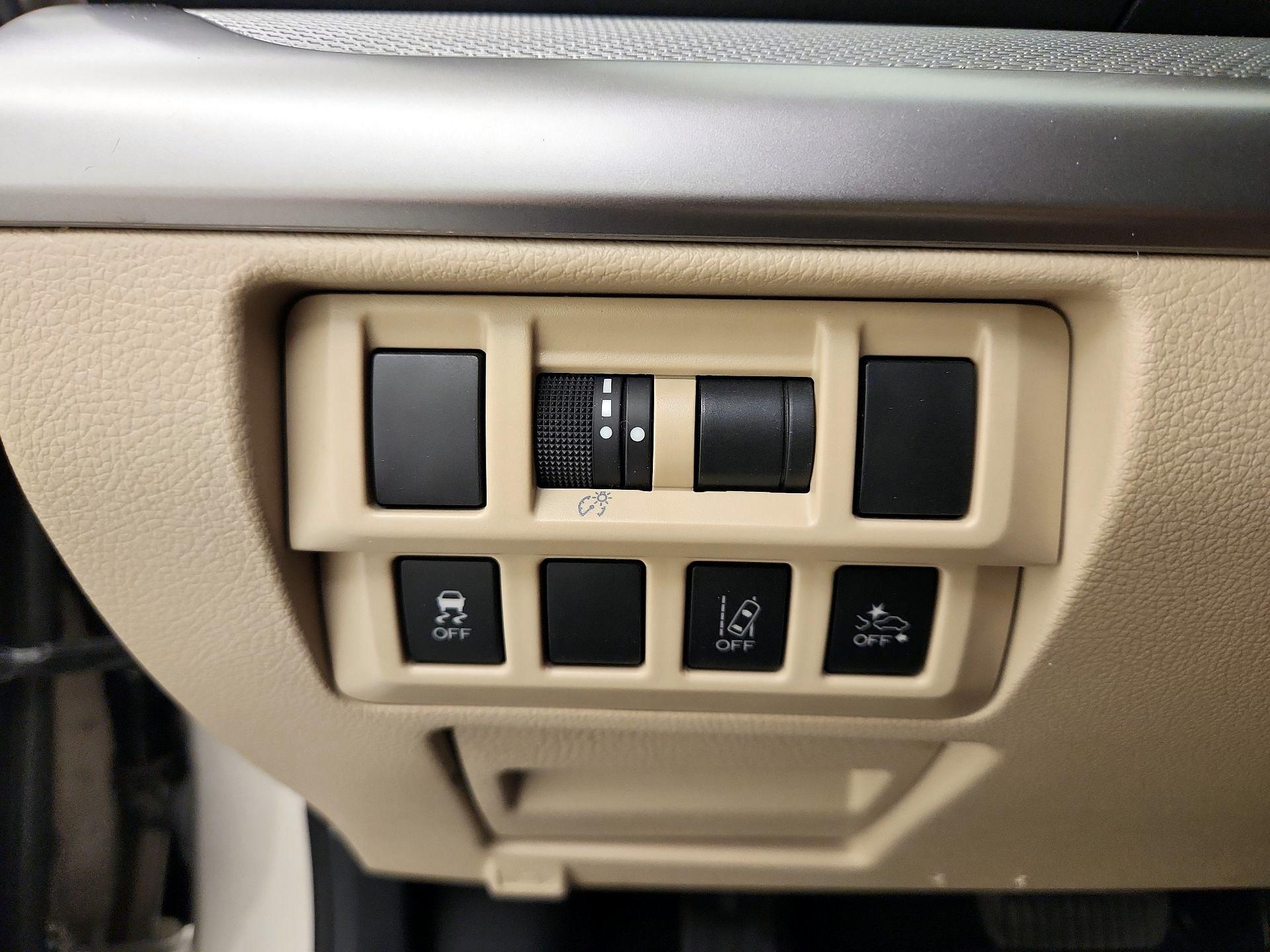 Thumbnail: 2019 Subaru Outback - 13