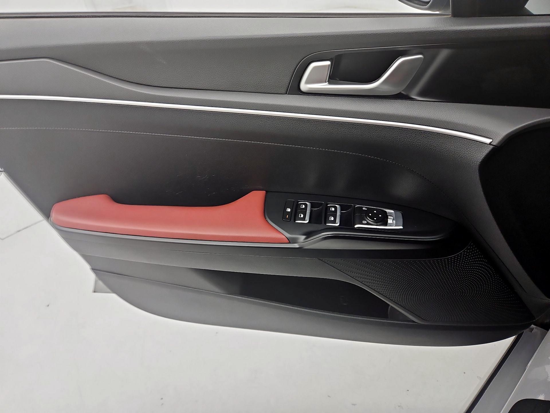 Thumbnail: 2023 Kia K5 - 12