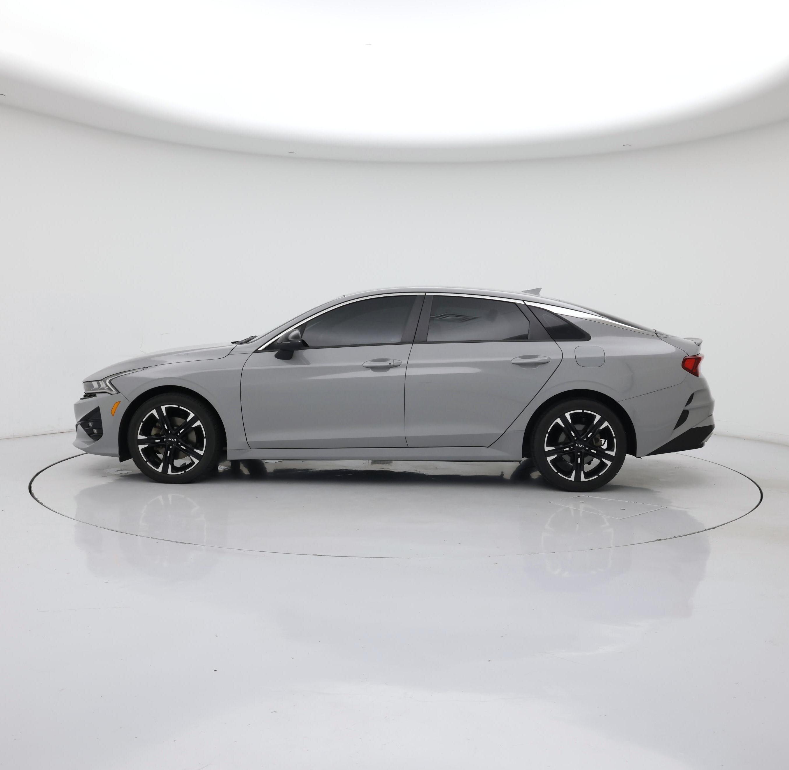 Thumbnail: 2023 Kia K5 - 3