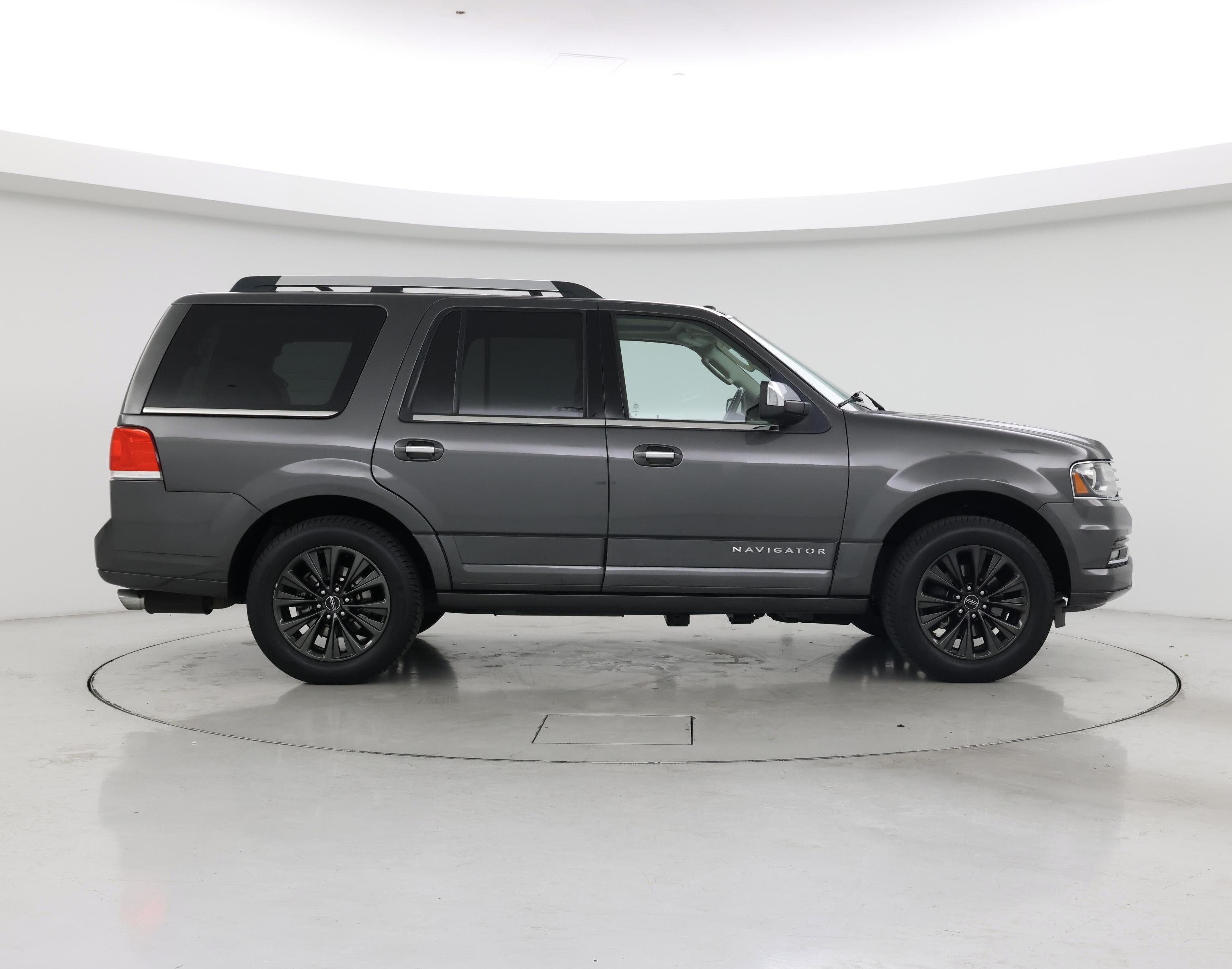 Thumbnail: 2017 Lincoln Navigator - 7