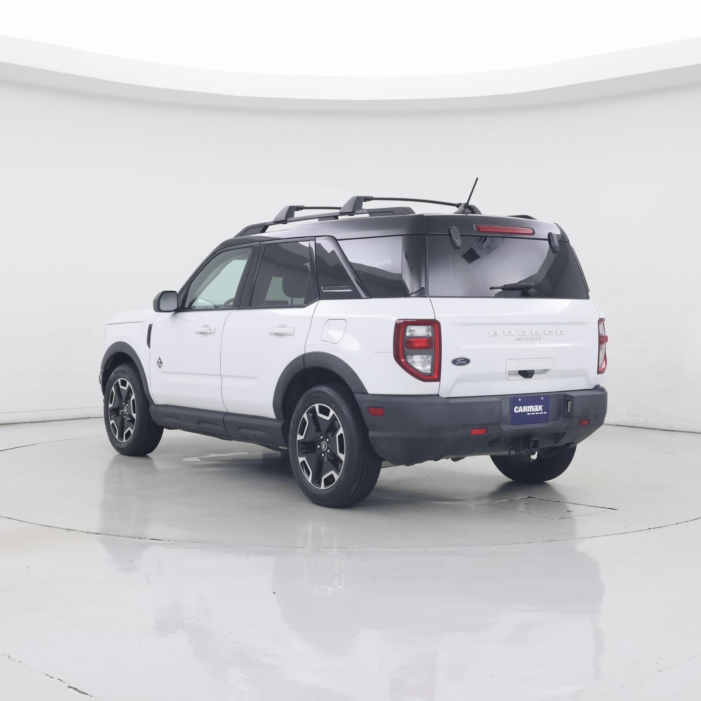 Thumbnail: 2021 Ford Bronco Sport - 2