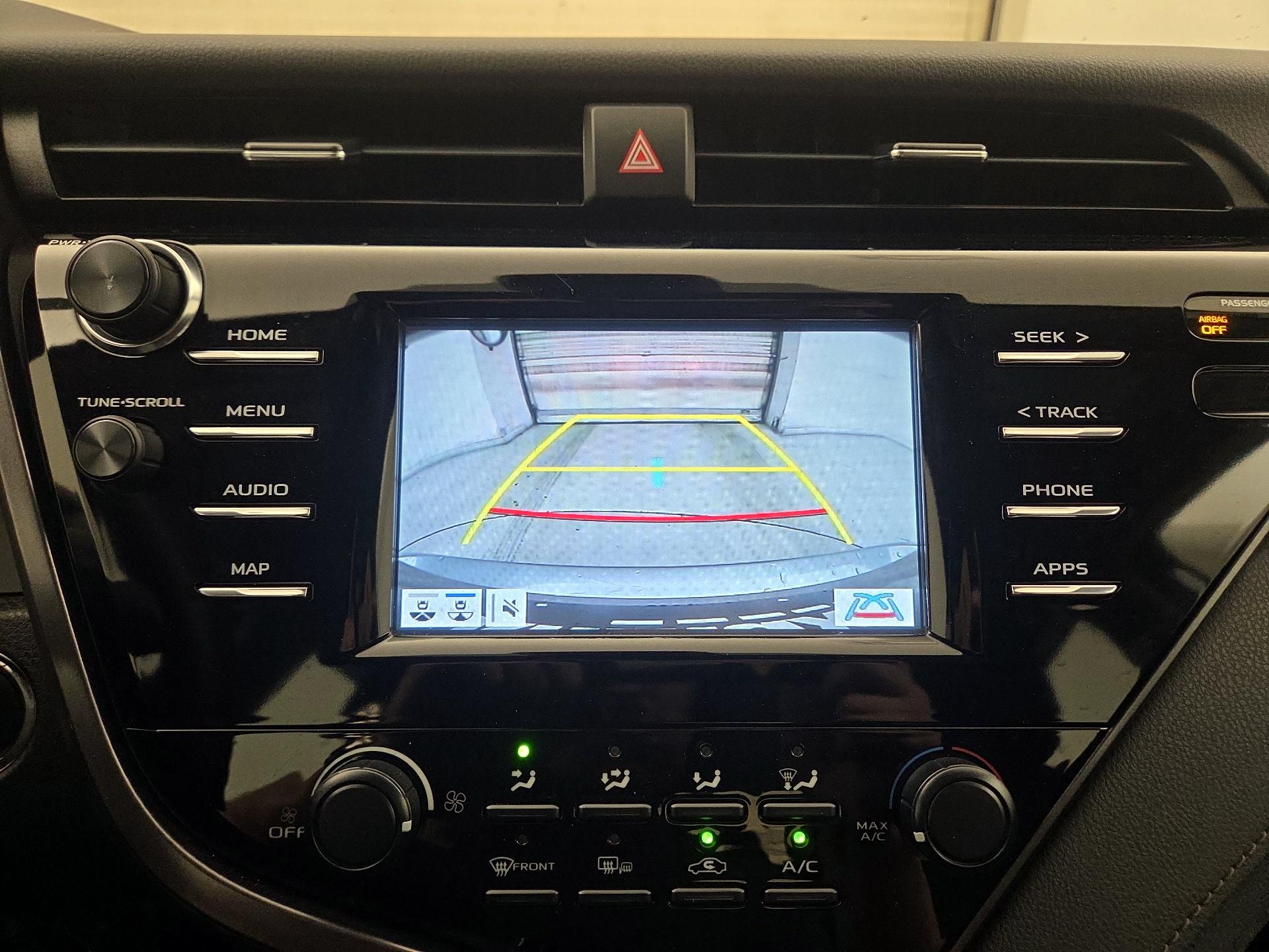 Thumbnail: 2019 Toyota Camry - 14