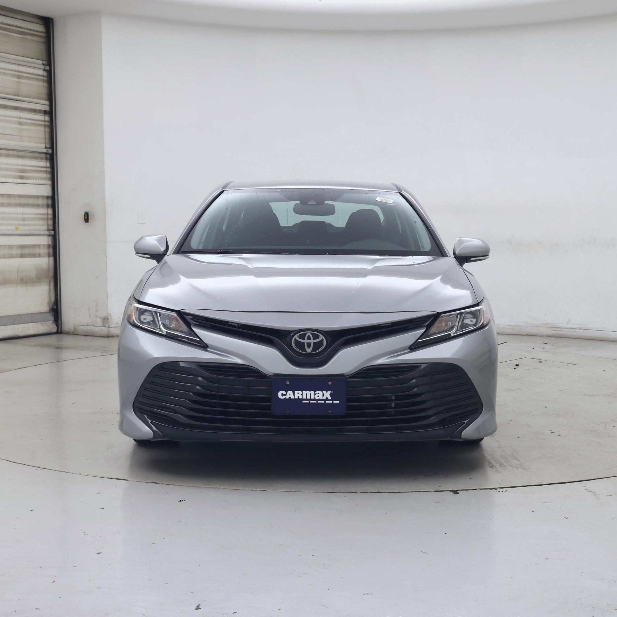 Thumbnail: 2019 Toyota Camry - 5