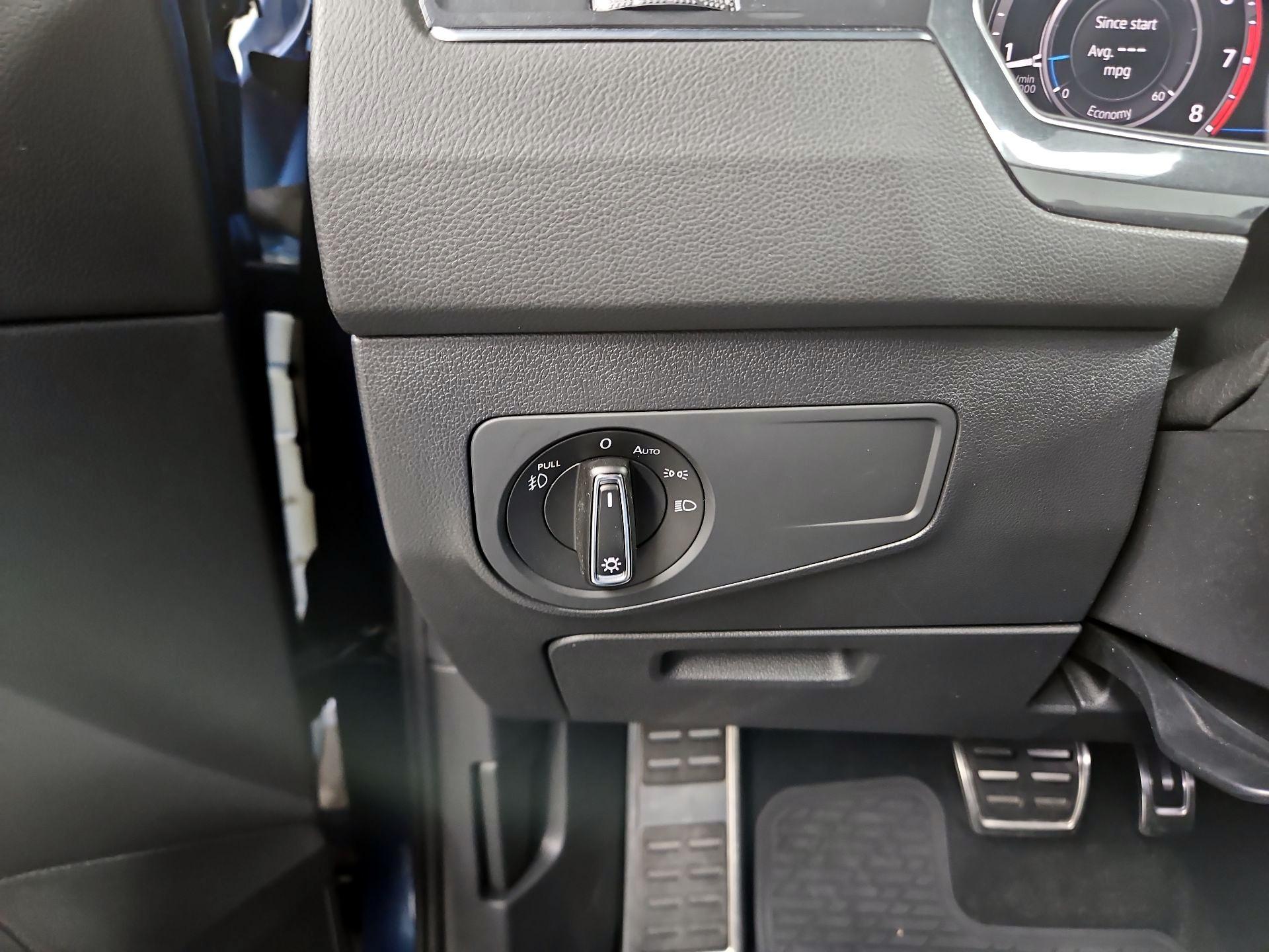 Thumbnail: 2019 Volkswagen Tiguan - 13