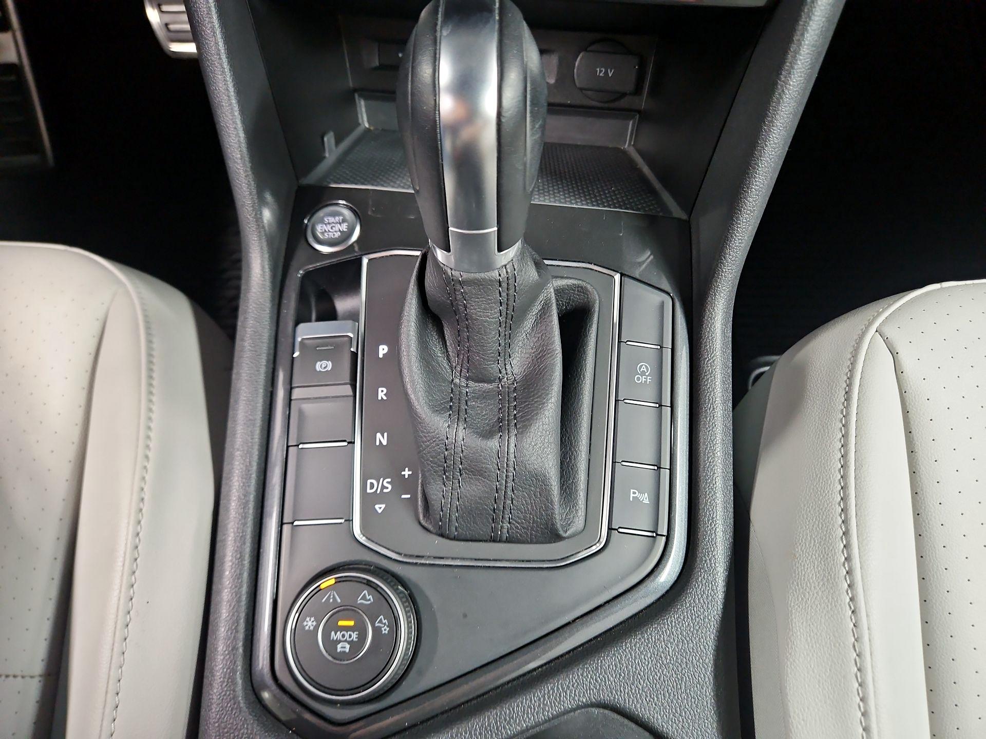 Thumbnail: 2019 Volkswagen Tiguan - 17