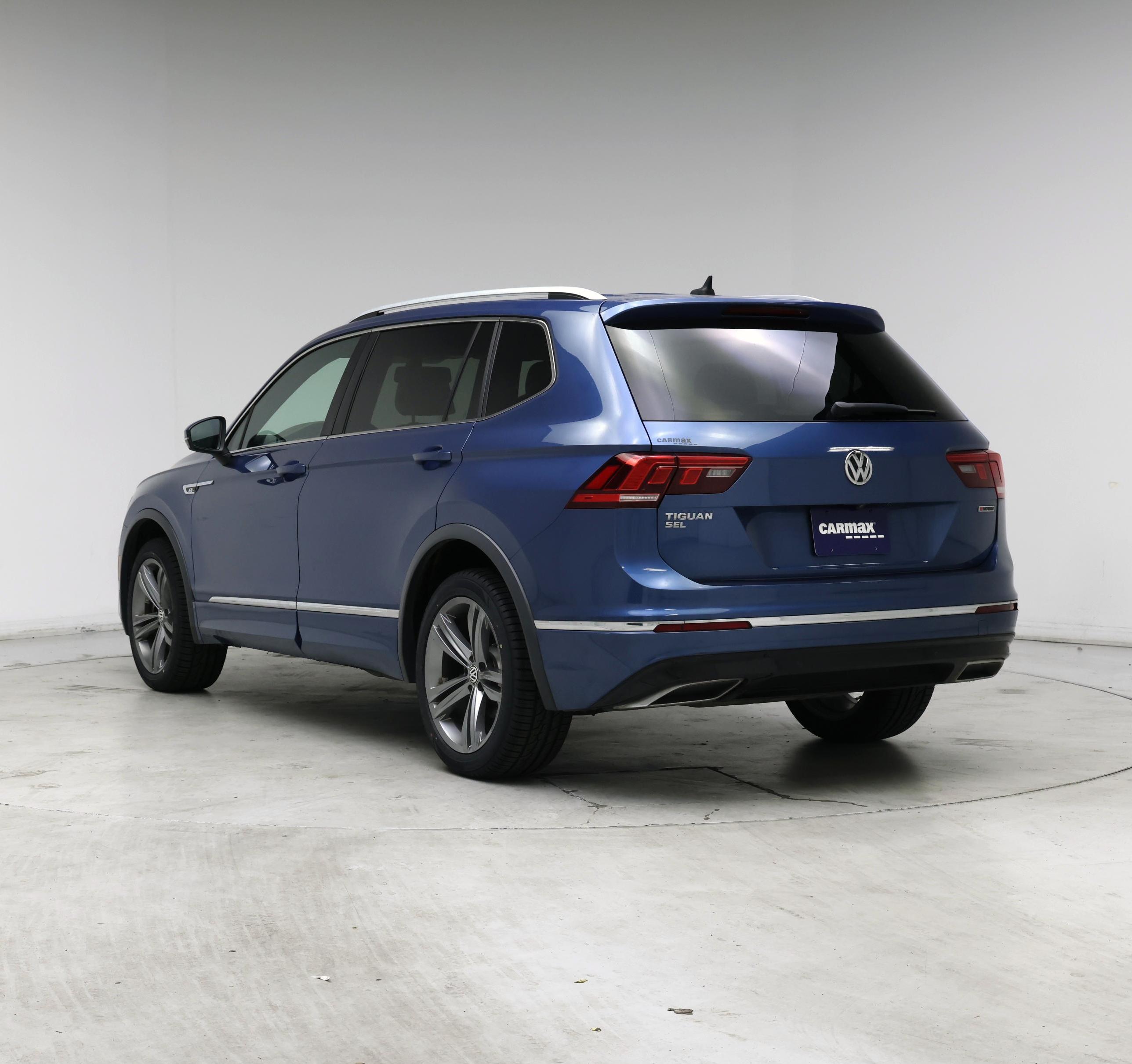 Thumbnail: 2019 Volkswagen Tiguan - 2