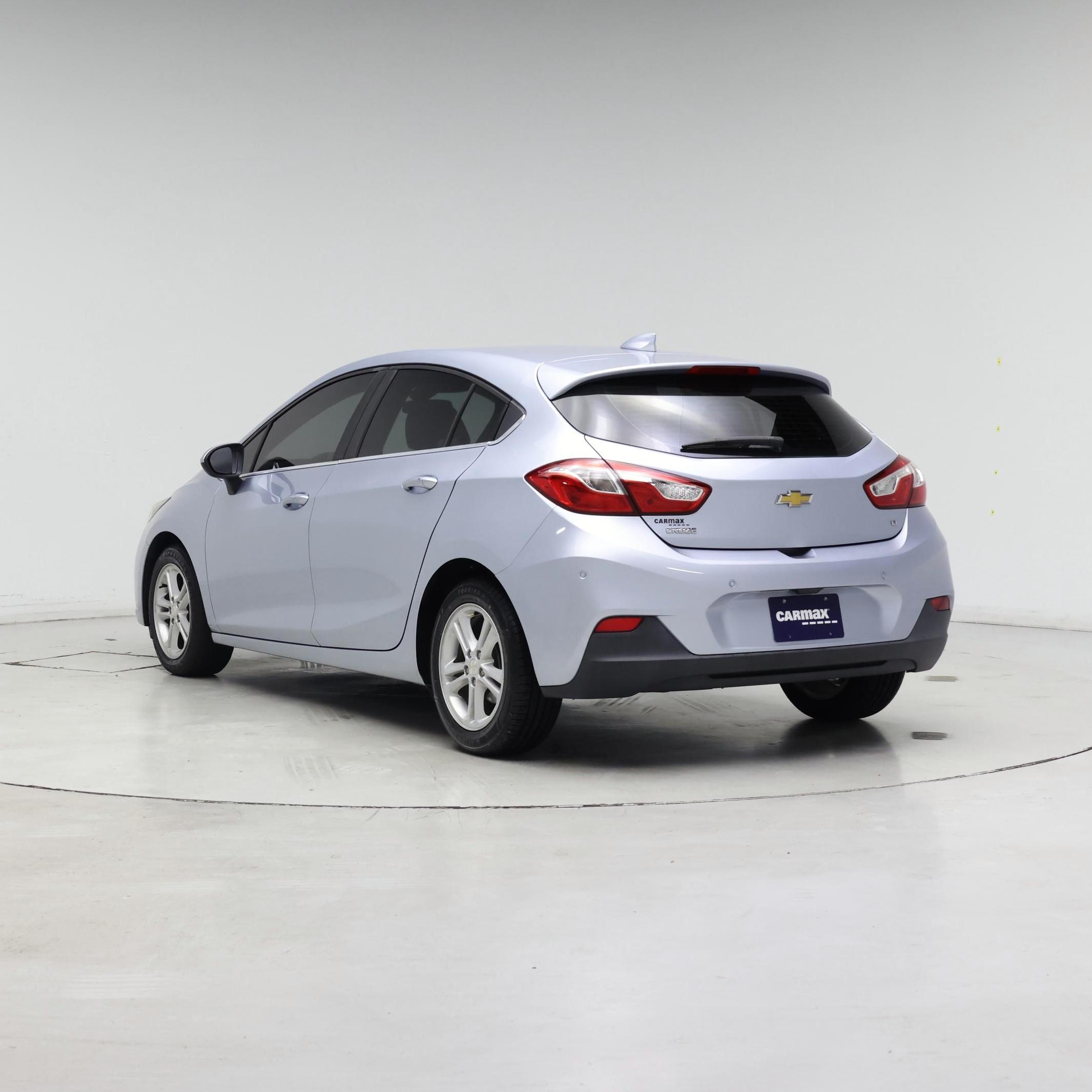Thumbnail: 2017 Chevrolet Cruze - 2