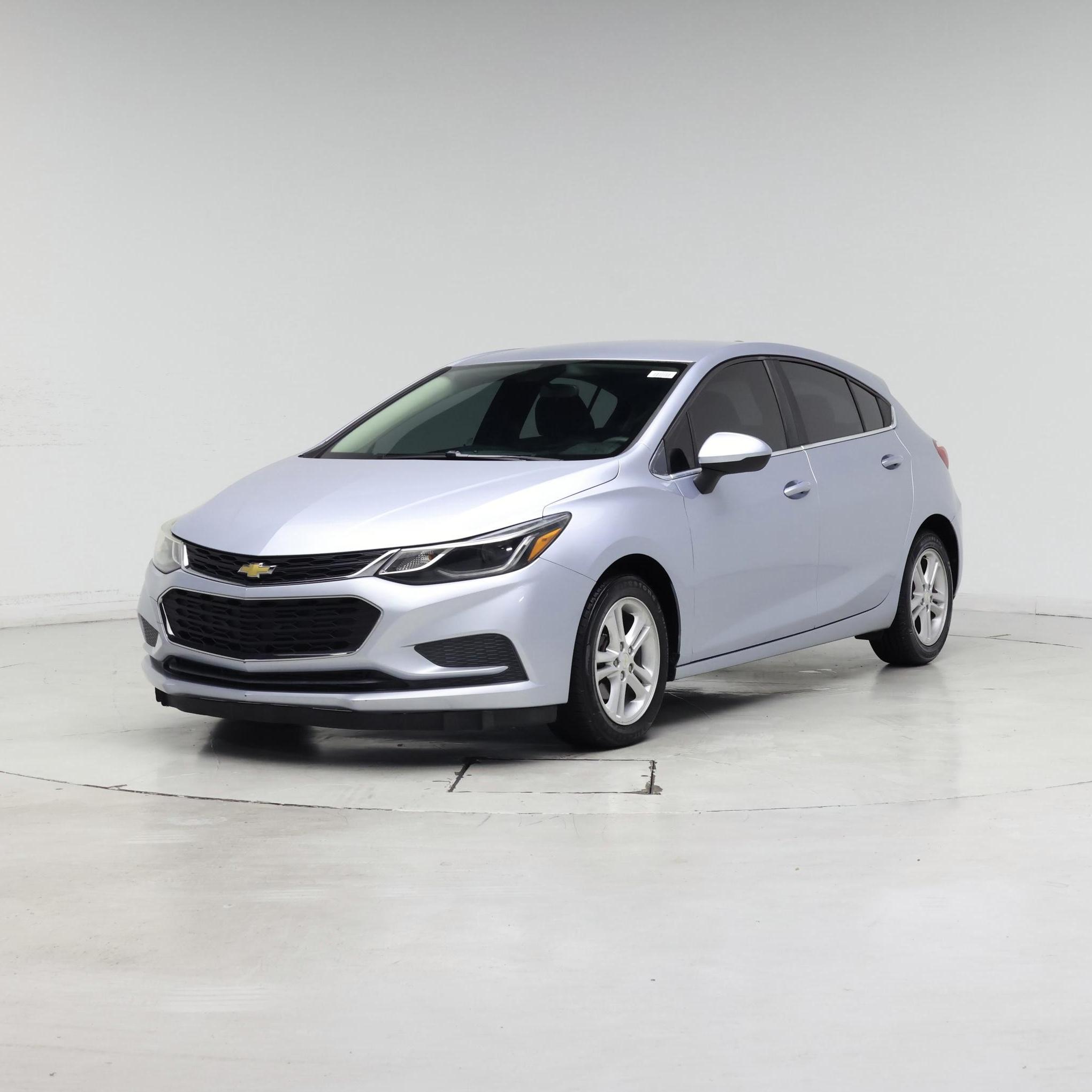 Thumbnail: 2017 Chevrolet Cruze - 4