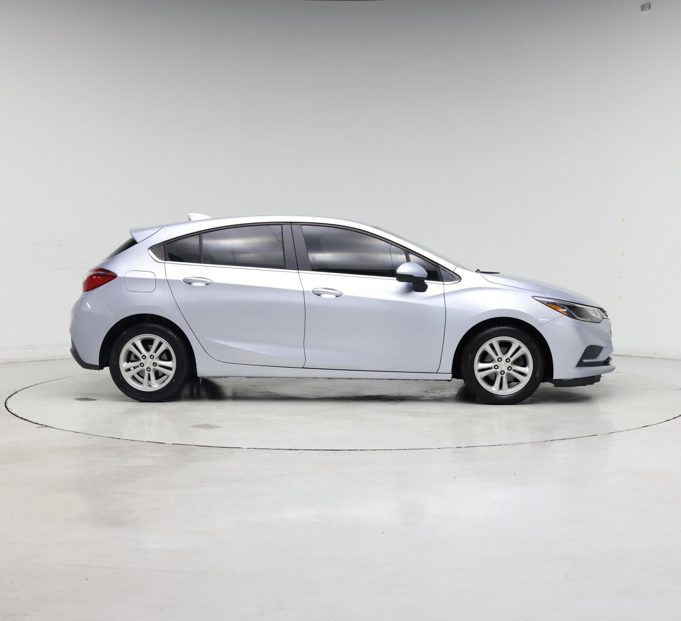 Thumbnail: 2017 Chevrolet Cruze - 7