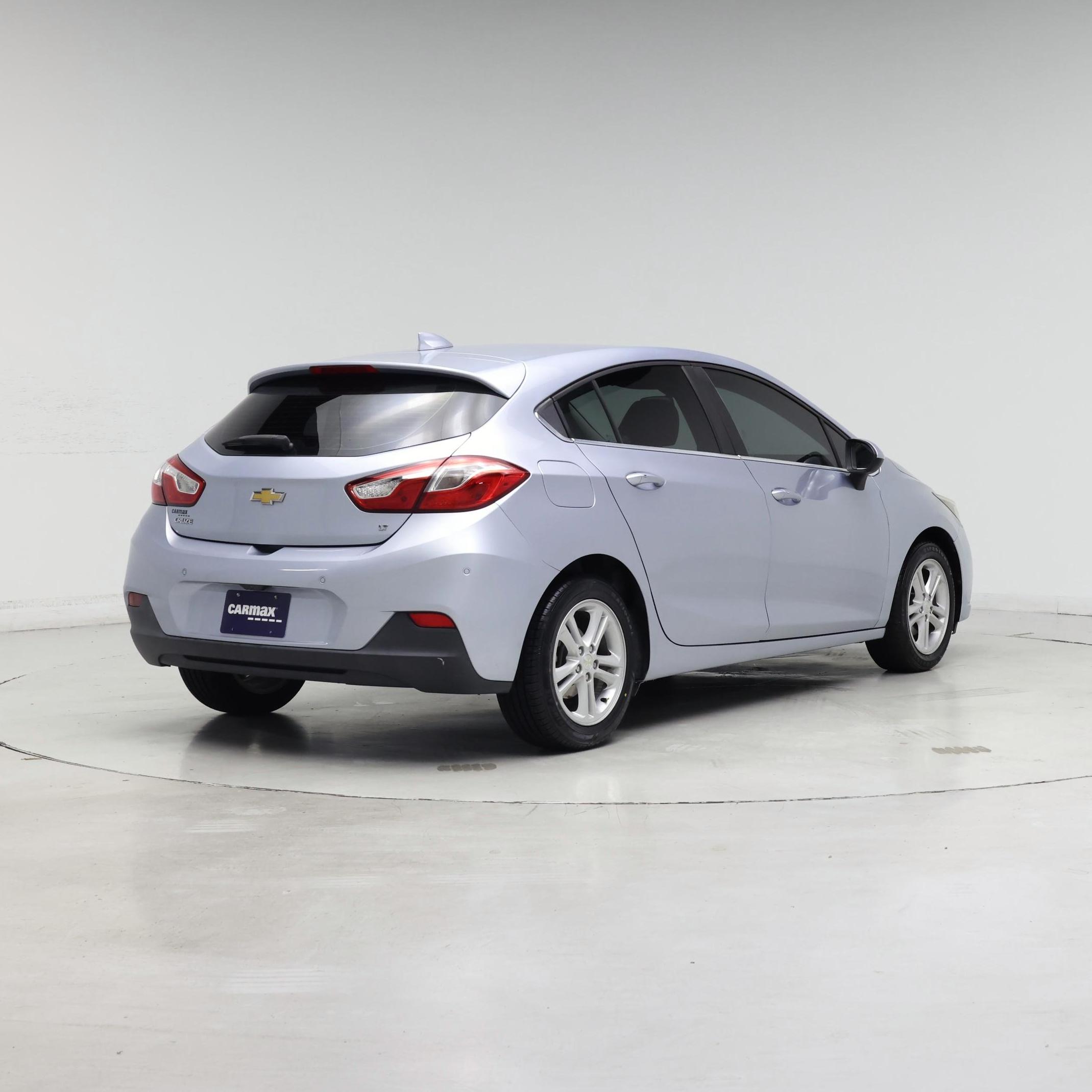 Thumbnail: 2017 Chevrolet Cruze - 8