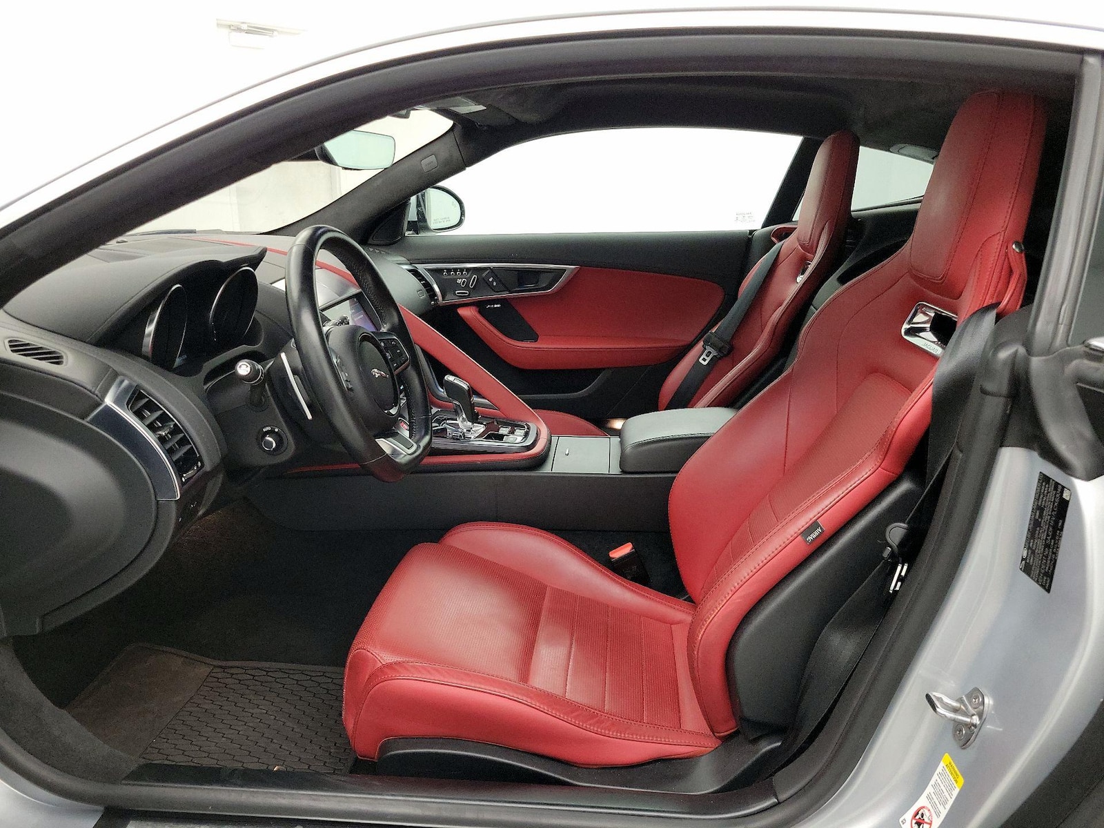 2020 Jaguar F-Type R-Dynamic - Photo 12