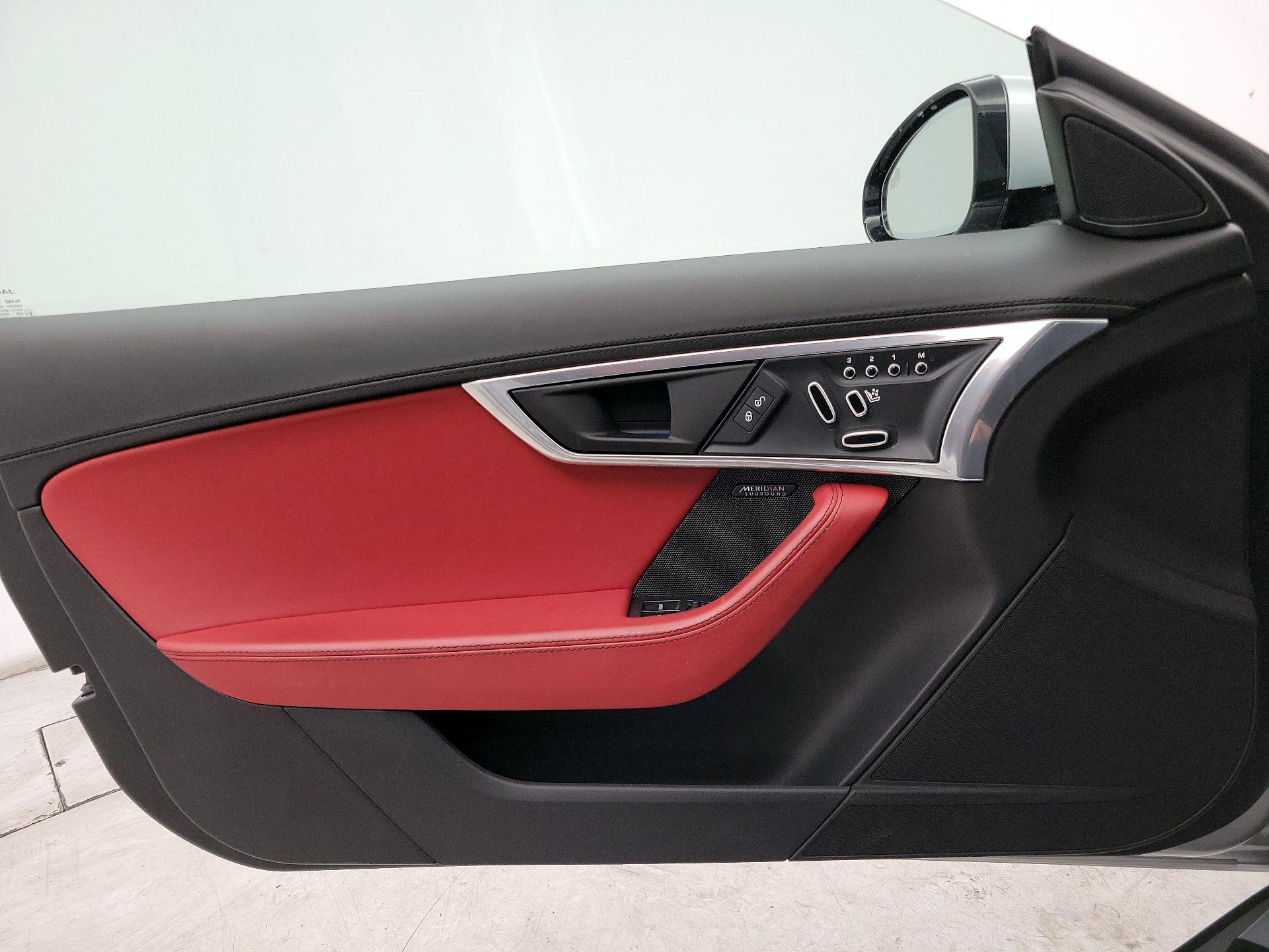 Thumbnail: 2020 Jaguar F-Type - 12