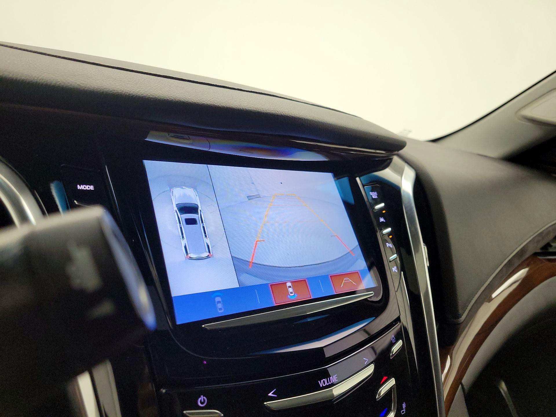 Thumbnail: 2018 Cadillac Escalade - 15