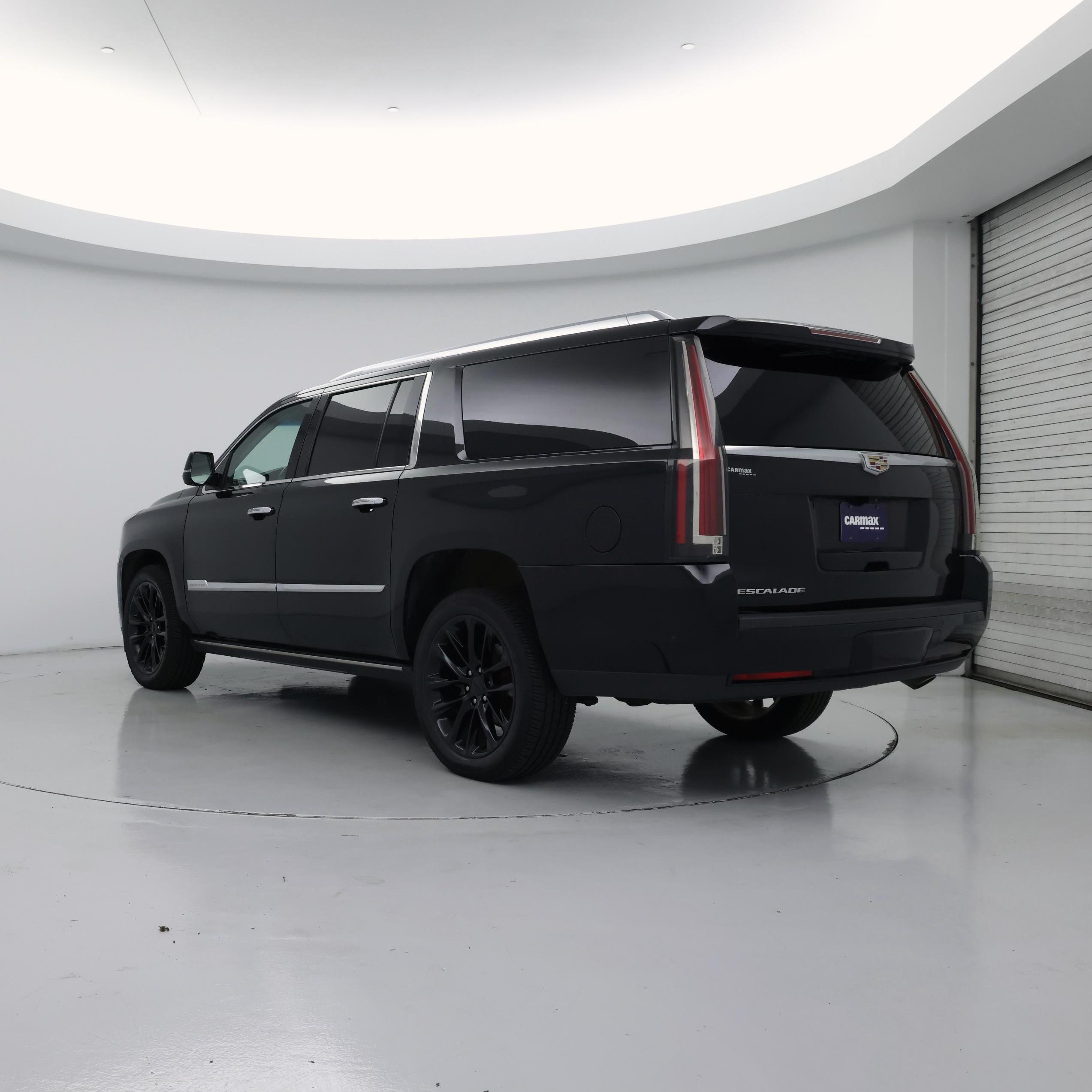 Thumbnail: 2018 Cadillac Escalade - 2