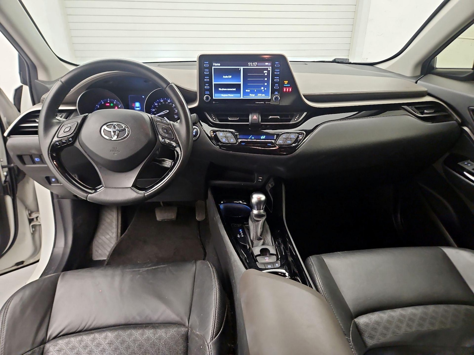 2020 Toyota C-HR Limited - Photo 8