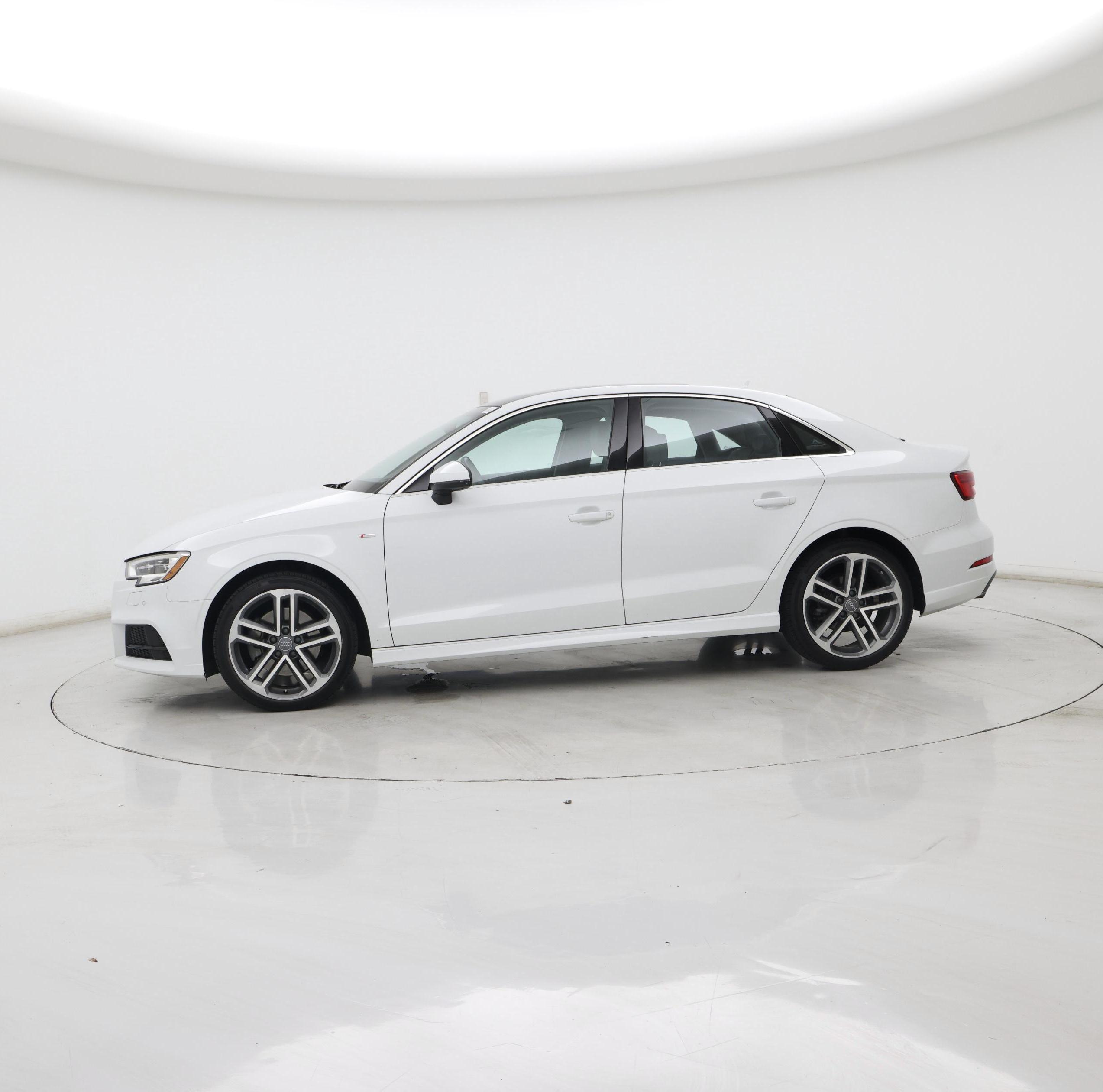 Thumbnail: 2017 Audi A3 - 3