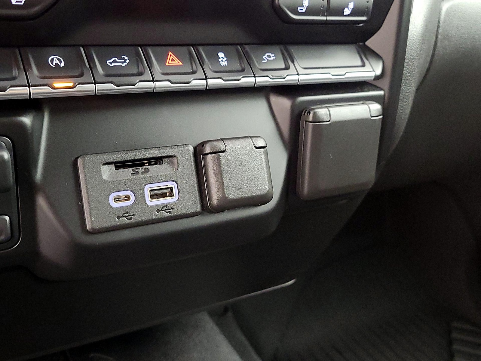 2020 Chevrolet Silverado 1500 LT - Photo 19