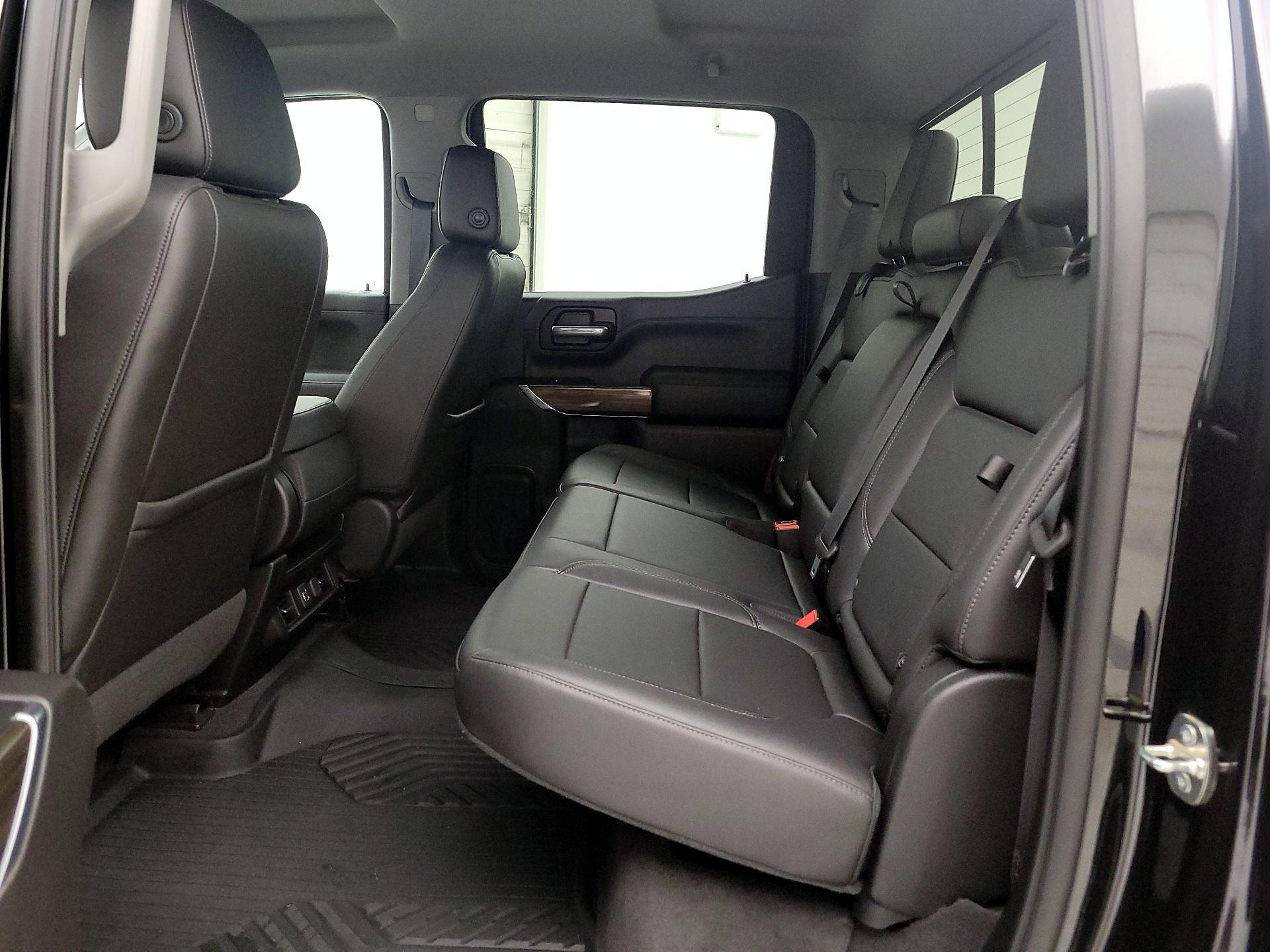 Thumbnail: 2020 Chevrolet Silverado 1500 - 19