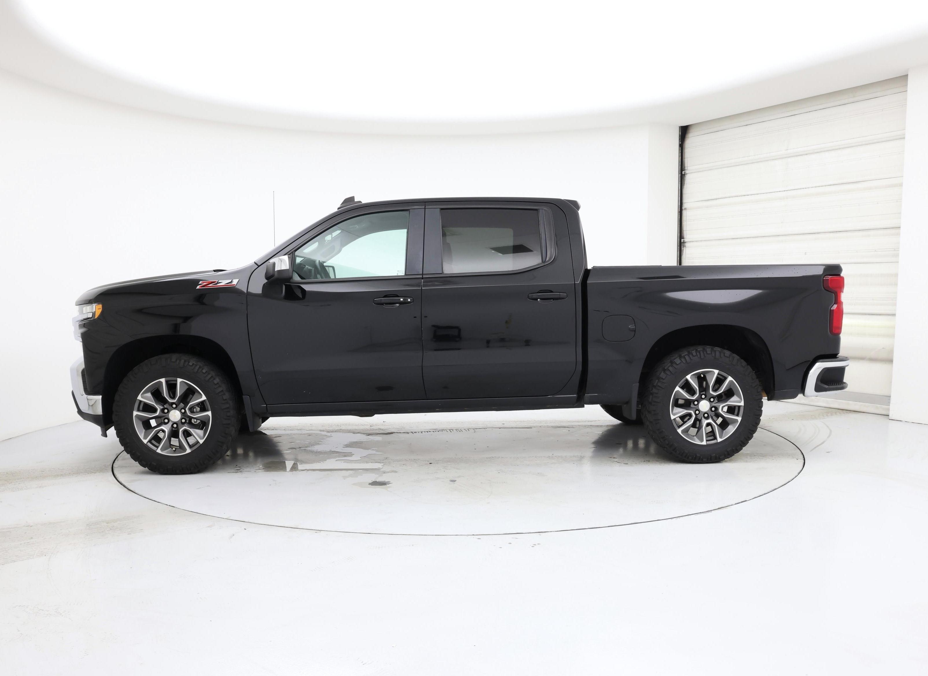 Thumbnail: 2020 Chevrolet Silverado 1500 - 3