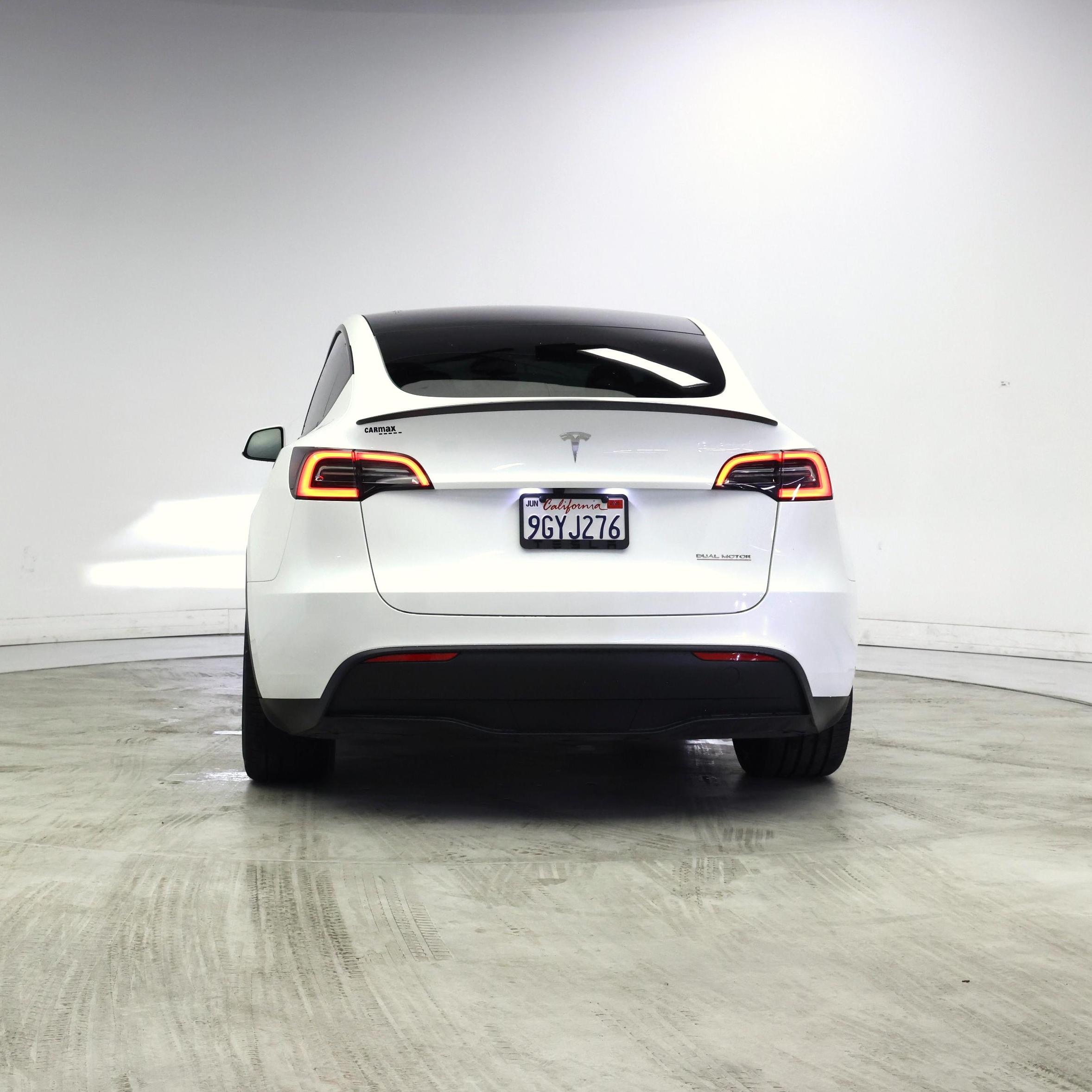 Thumbnail: 2023 Tesla Model Y - 6