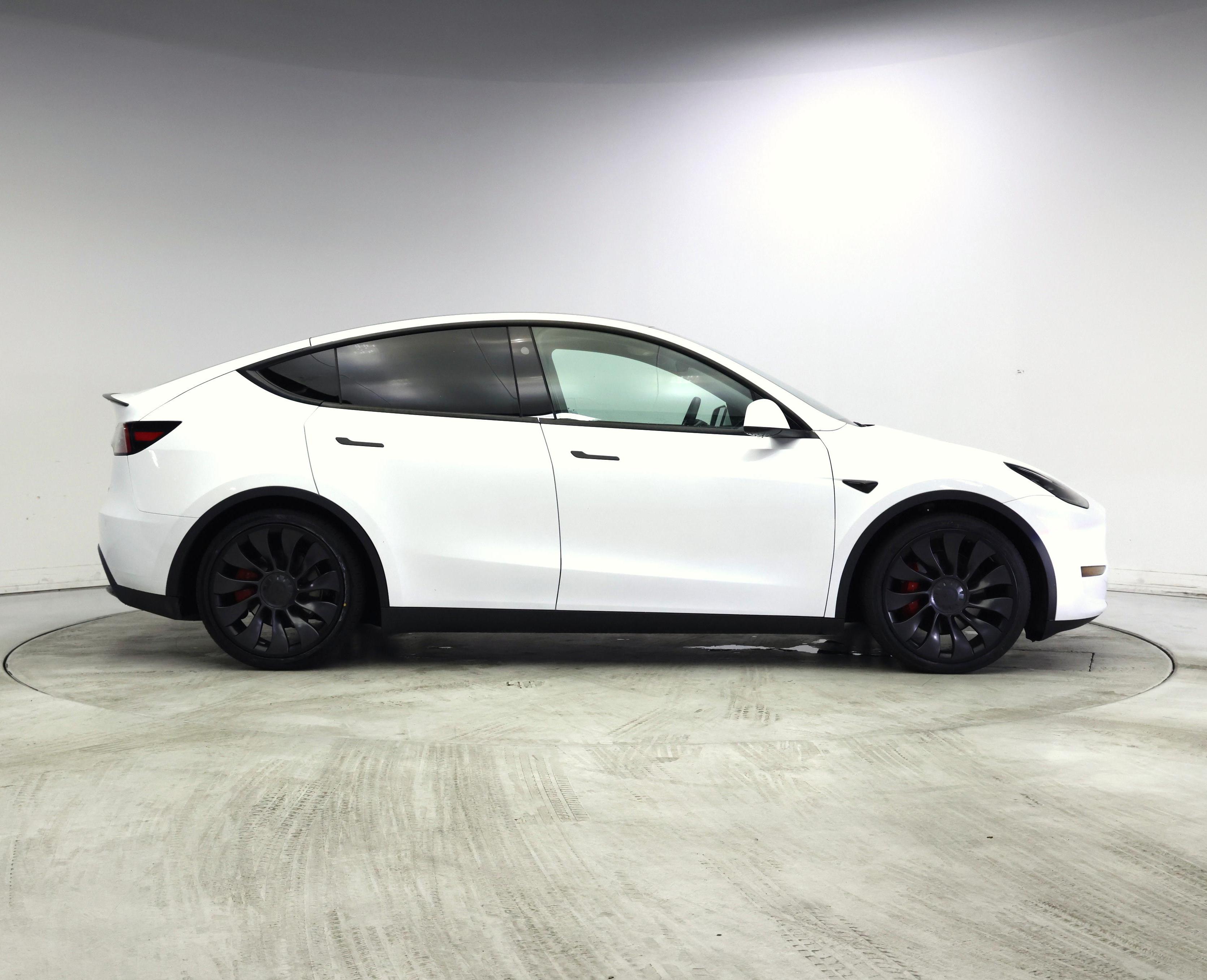 Thumbnail: 2023 Tesla Model Y - 7