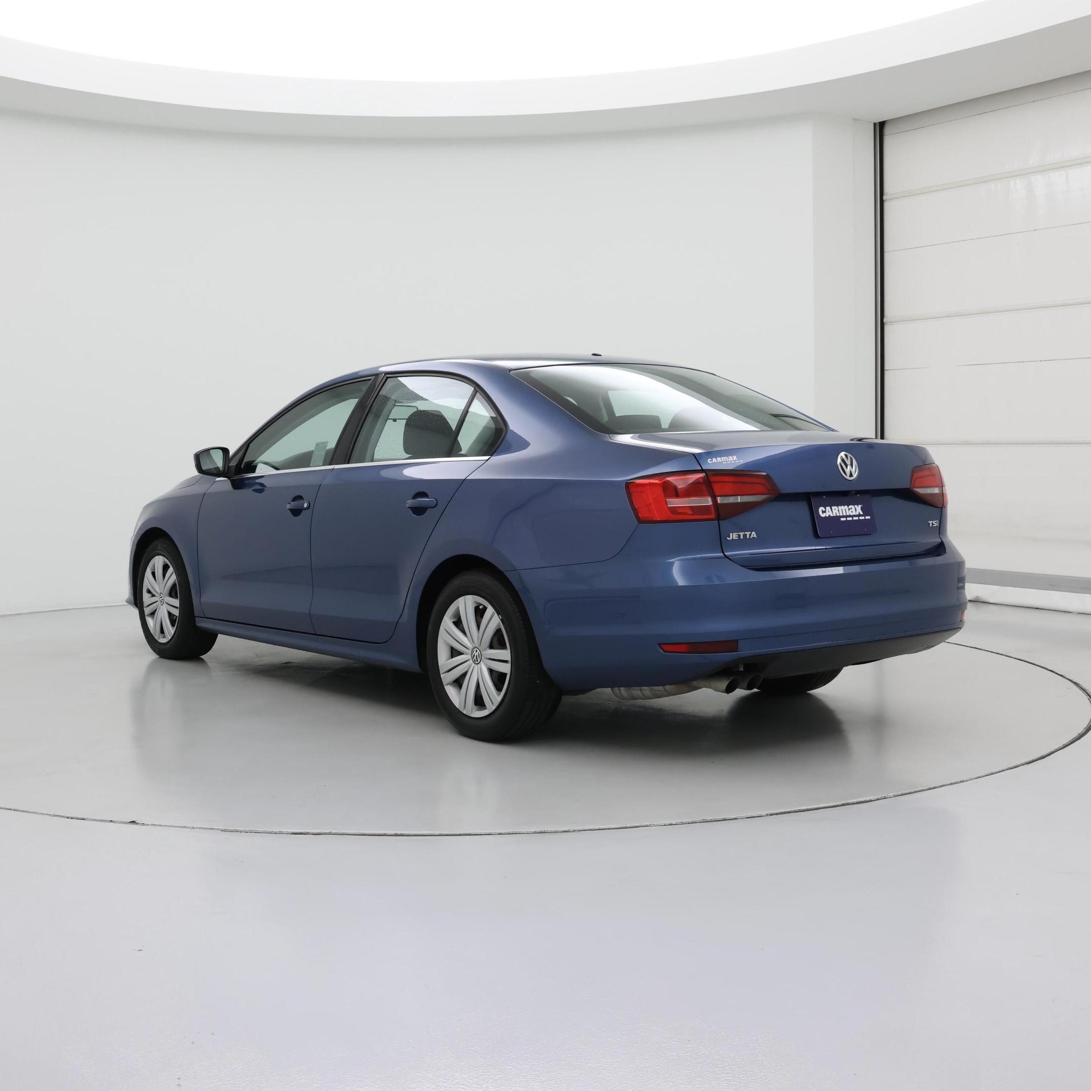 Thumbnail: 2017 Volkswagen Jetta - 2