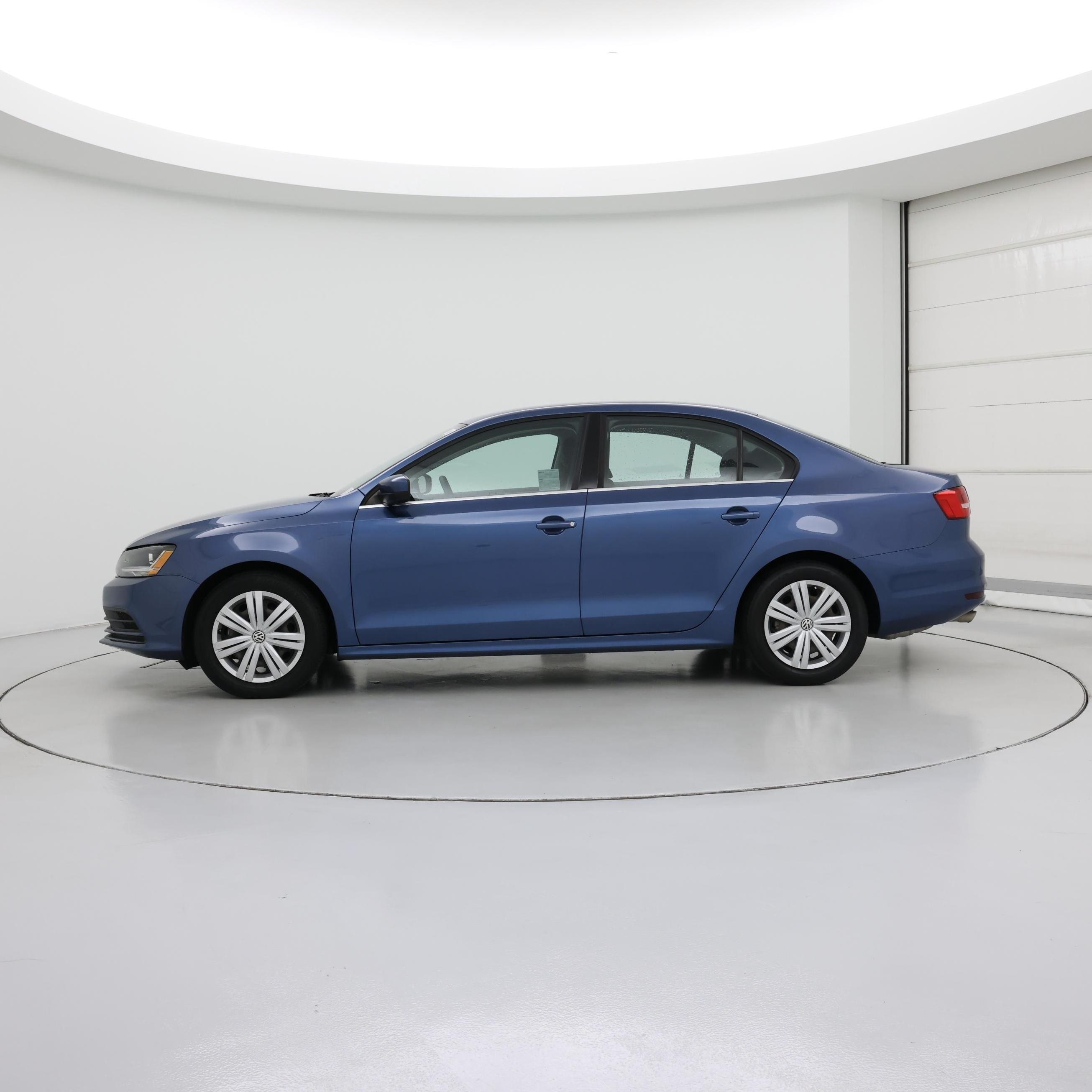 Thumbnail: 2017 Volkswagen Jetta - 3